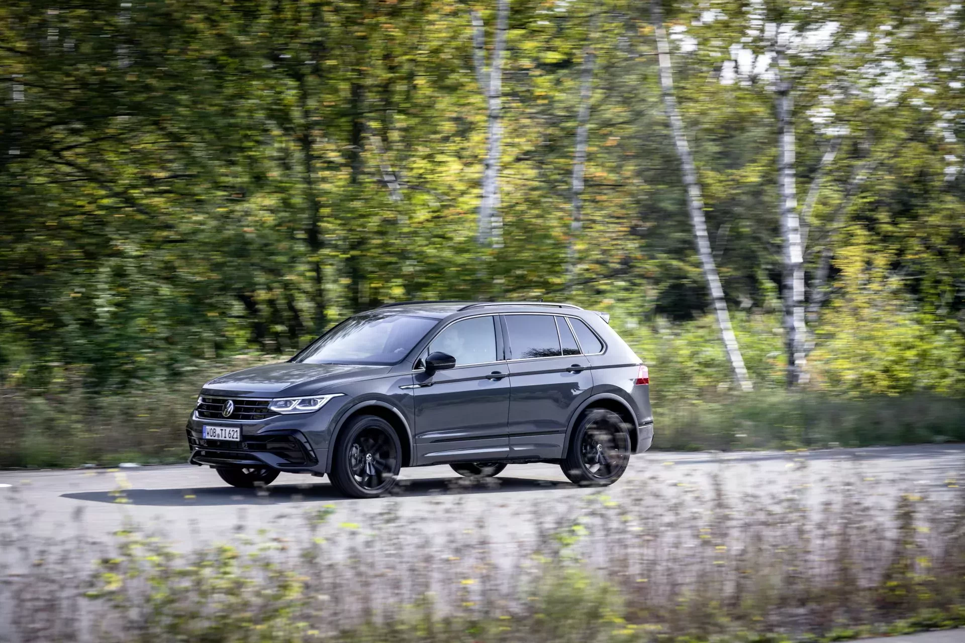 SUV Volkswagen Tiguan silnik benzyna diesel napęd moc osiagi opinie oceny zalety wady cena ceny otomoto używany