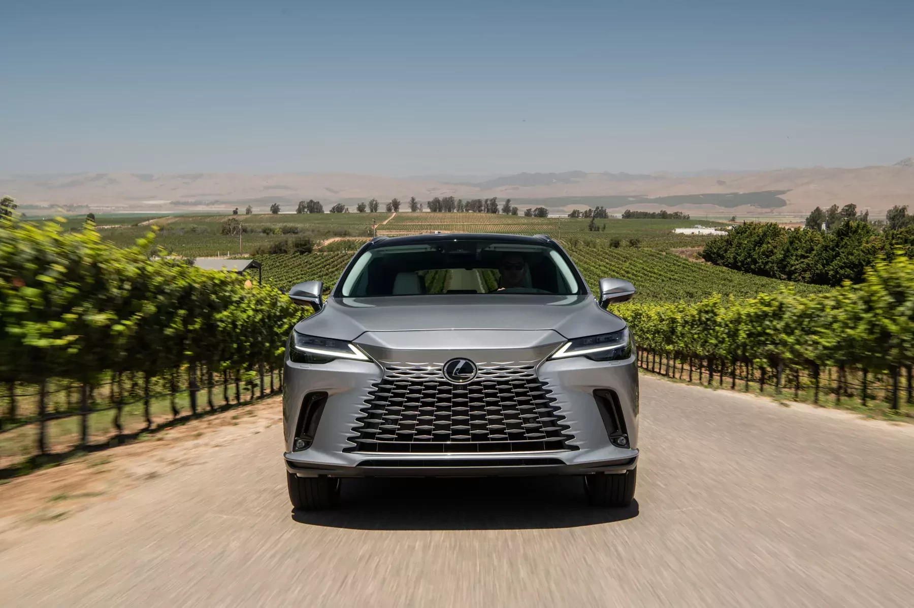 SUV premium Toyoty Lexus RX 2026