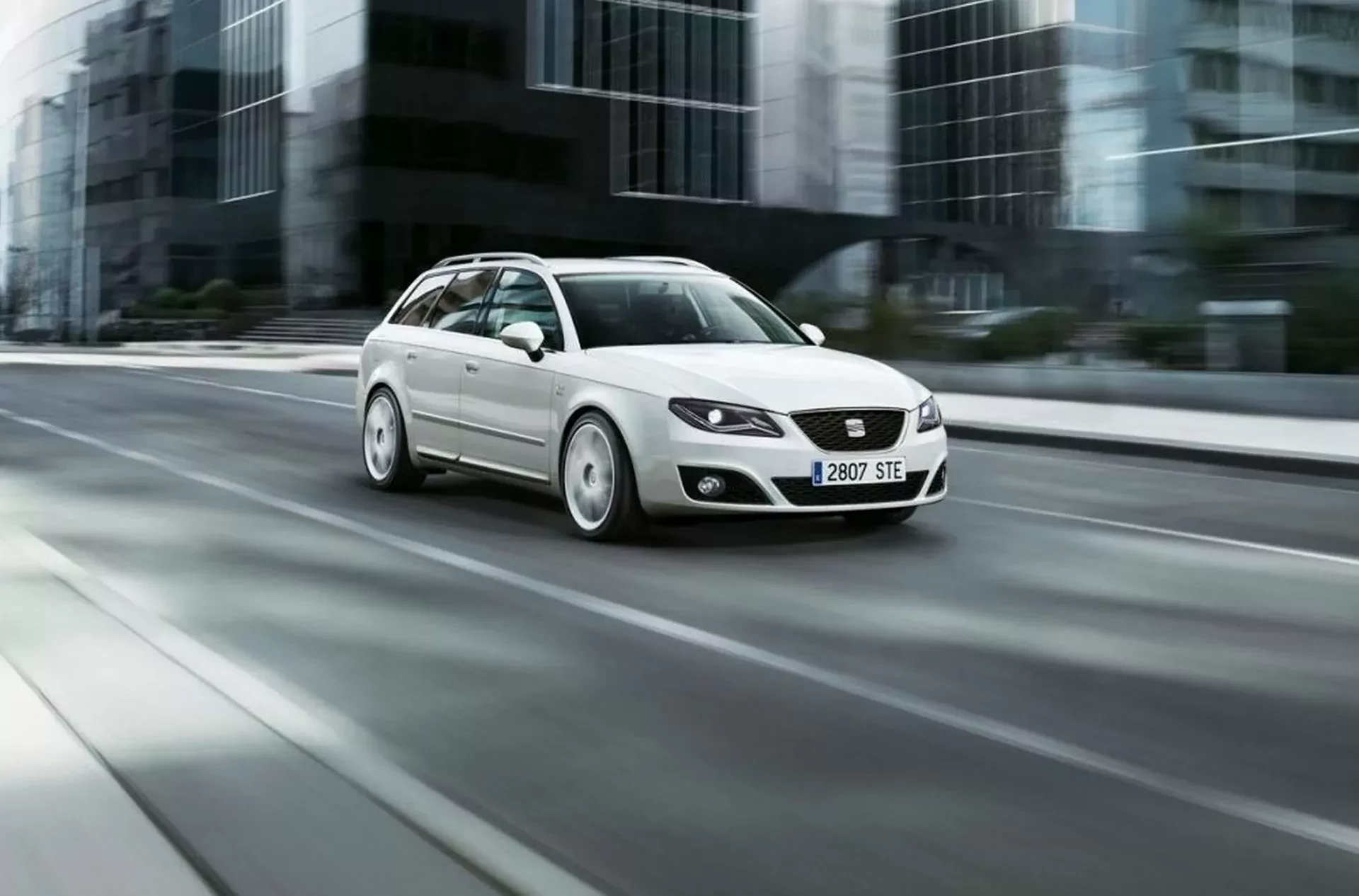 Seat Exeo Audi A4 porównanie otomoto cena ceny opinie oceny zalety wady używany