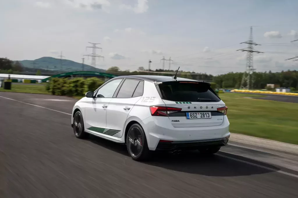 Skoda-Fabia-Motorsport-Edition-511-4