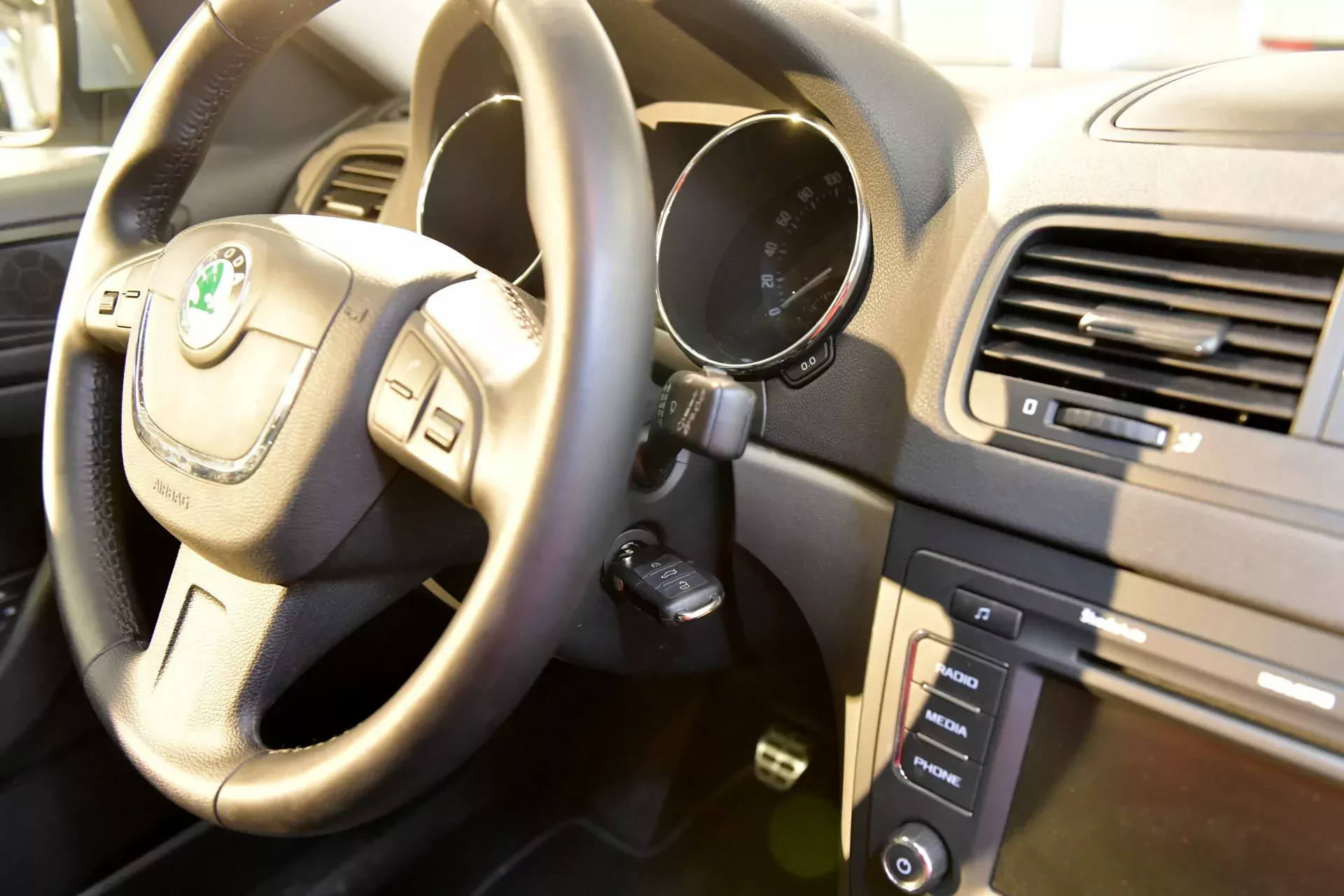 Uwielbiana przez Polaków Skoda jest dziś hitem na rynku aut używanych. W tej cenie to nie dziwne