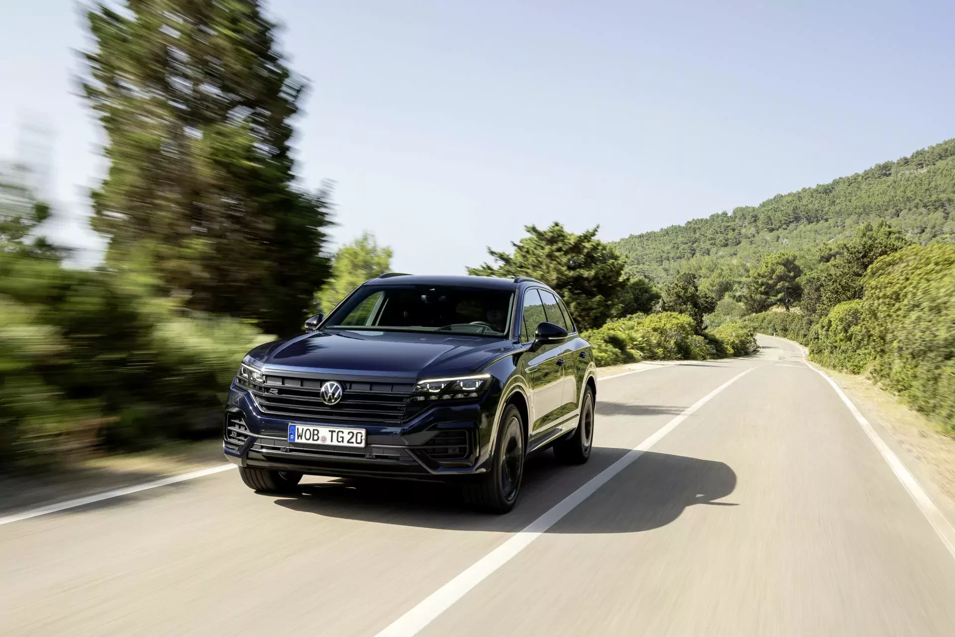 Volkswagen Touareg SUV silnik benzyna diesel napęd moc przyspieszenie cena ceny używany opinie oceny zalety wady