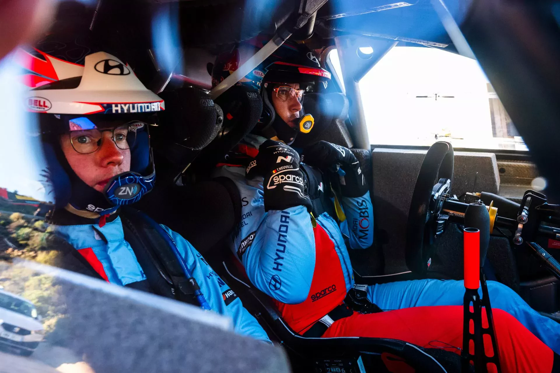 Neuville i Wydaeghe dają Hyundaiowi pierwszą wygraną w okresie WRC. Triumf Belgów w Portugalii