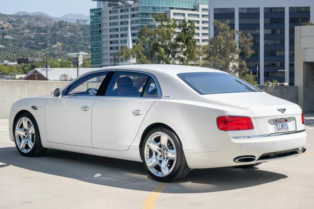 limuzyna-bentley-flying-spur
