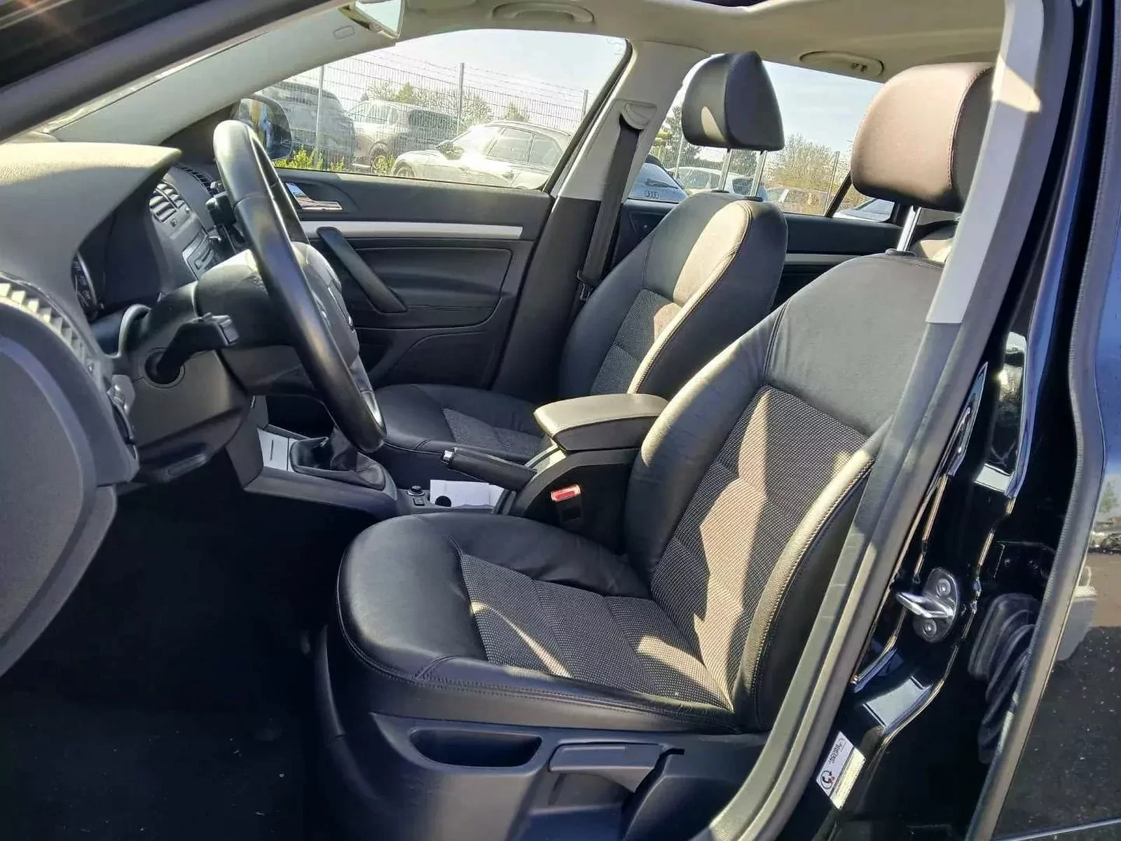 Ta Skoda Octavia 2.0 TDI to prawdziwy czeski rarytas. Jest prawie nowa i kosztuje 53 tysiące złotych