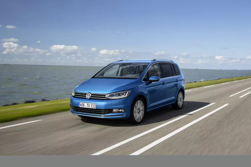 volkswagen-touran-minivan