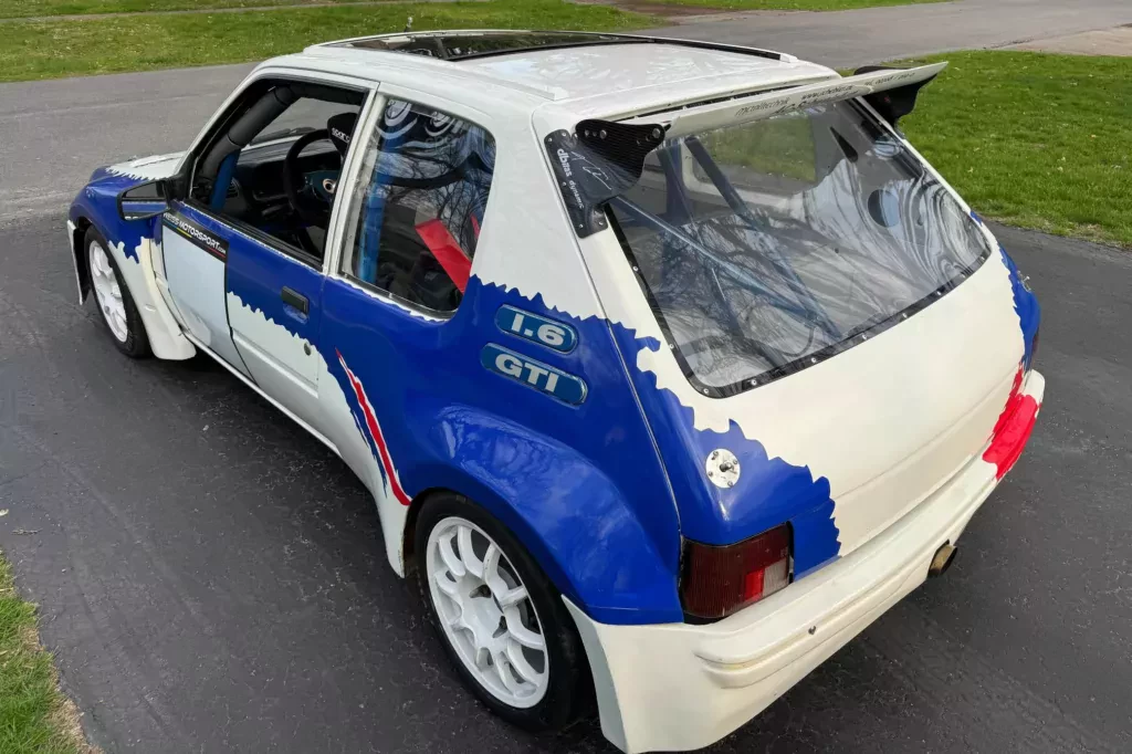 wyscigowy-peugeot-205