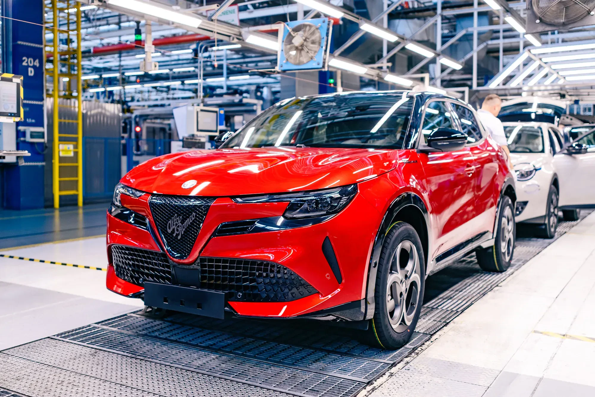 Alfa Romeo Junior Sport Speciale - SUV nr 500 000 z fabryki w Tychach
