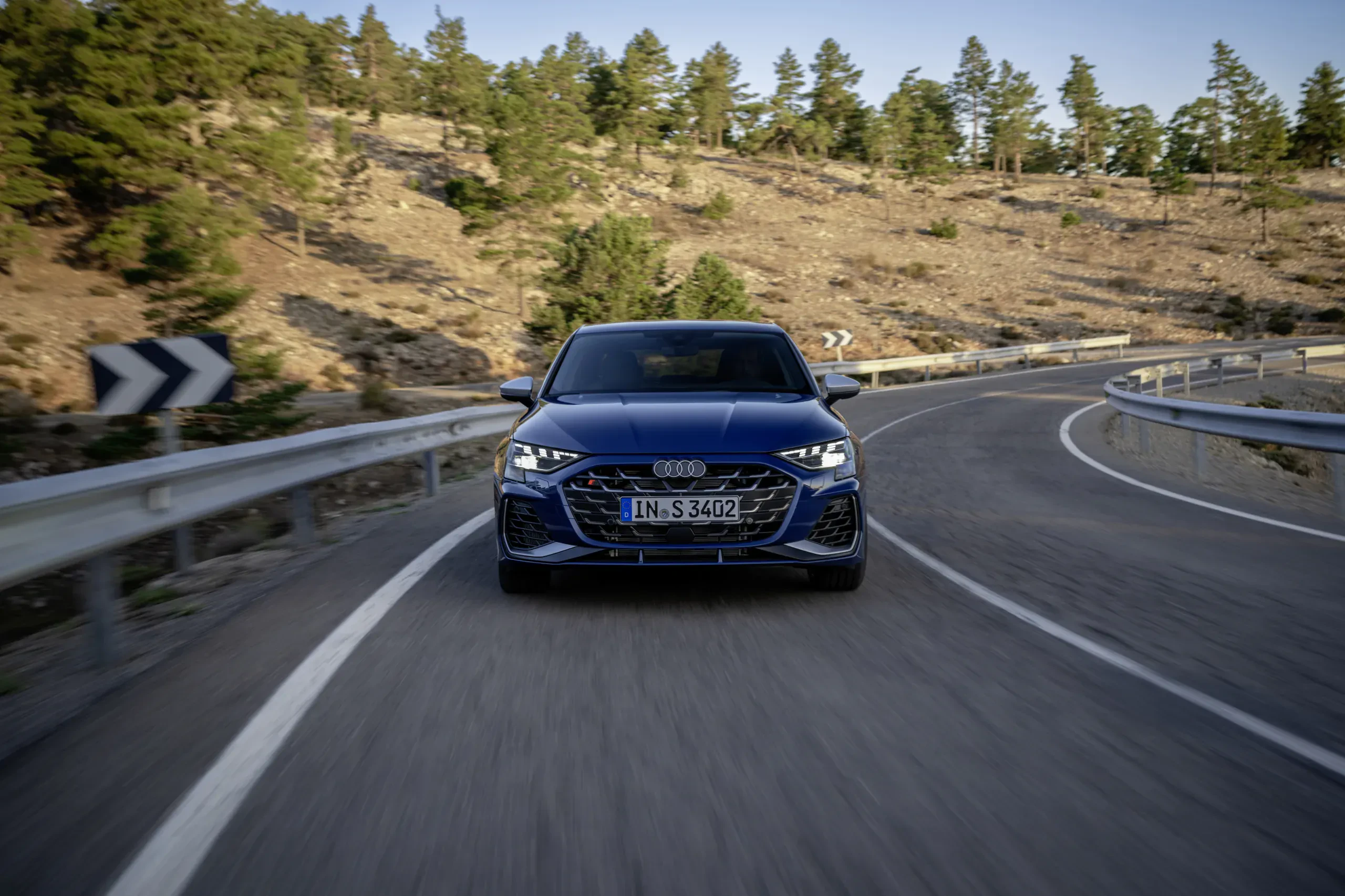 Audi S3 Sedan FL 2027 w kolorze Ascari blue