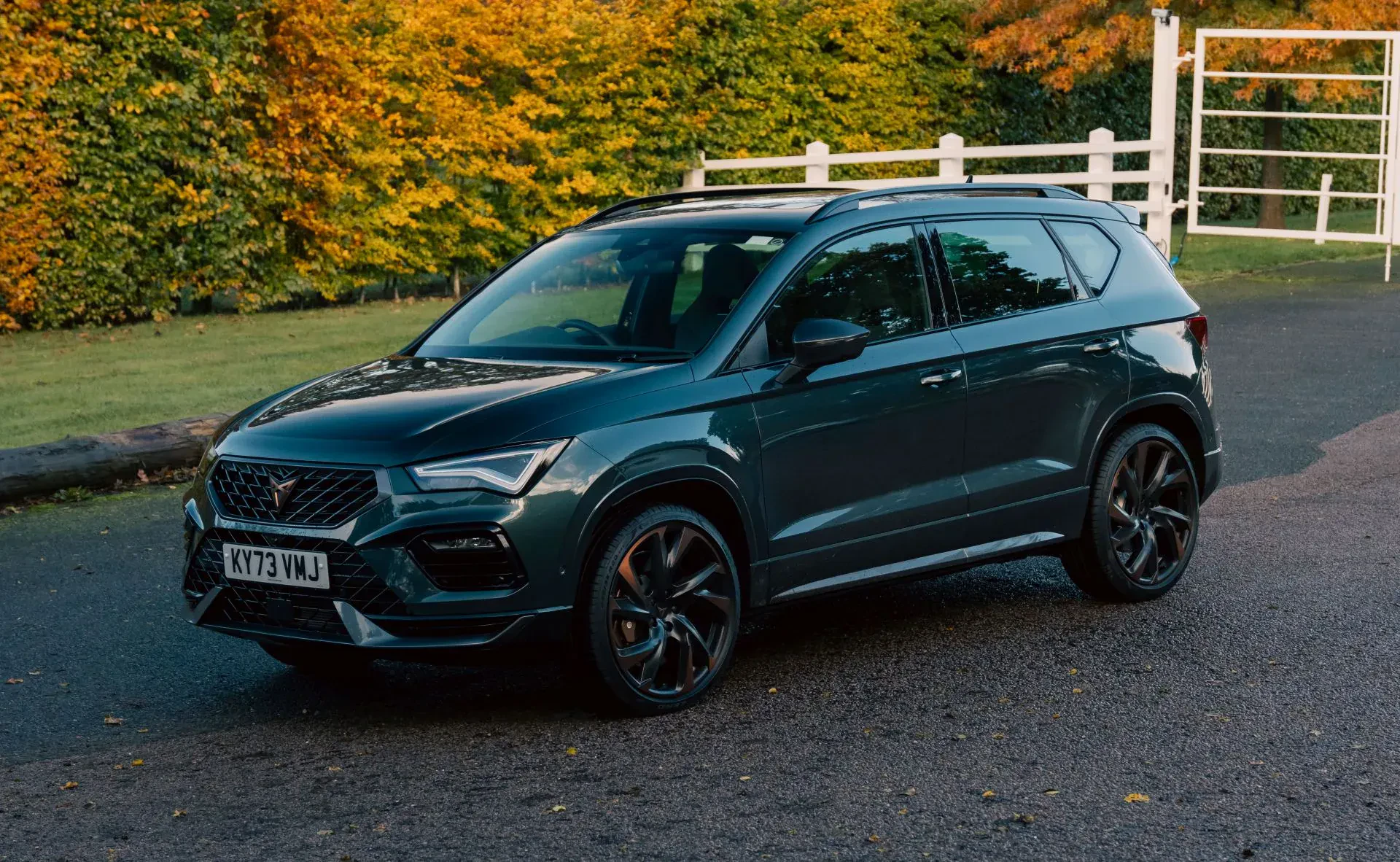 Cupra Ateca SUV moc silnik benzyna opinie oceny zalety wady nowy używany cena ceny