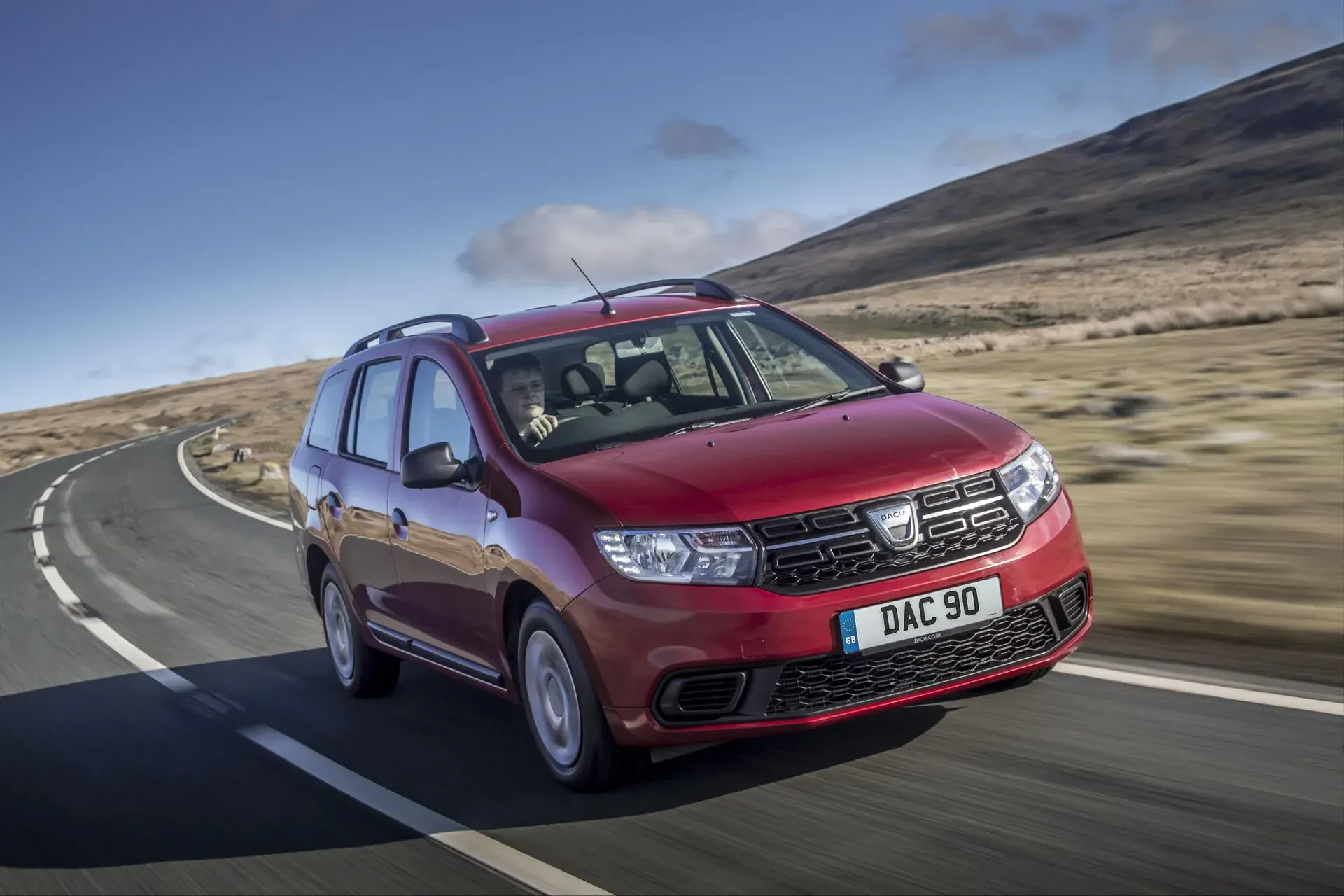 Dacia Logan silnik benzyna diesel LPG cena ceny opinie oceny zalety wady
