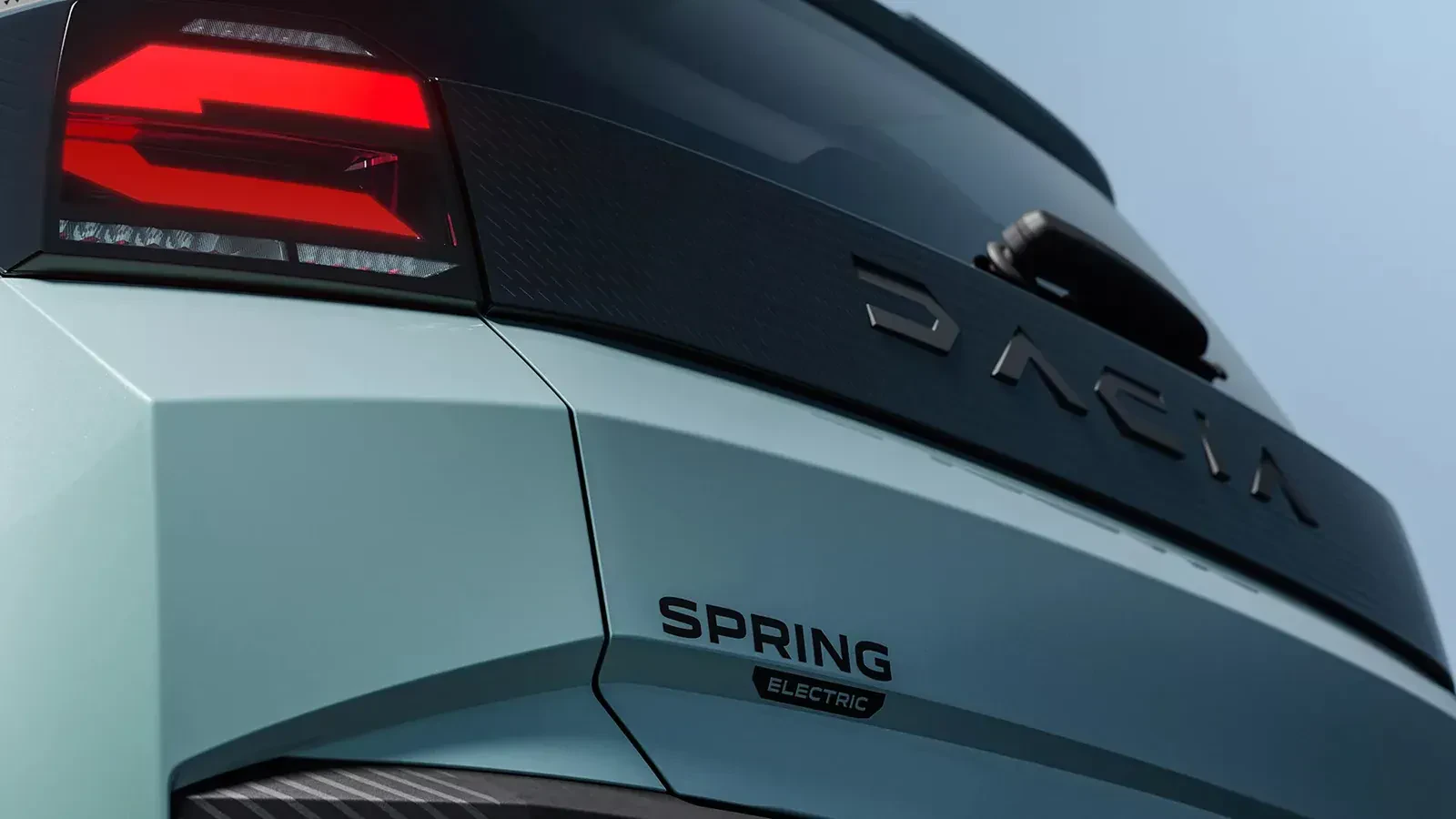 Dacia New Spring 2027 foto materiały producenta