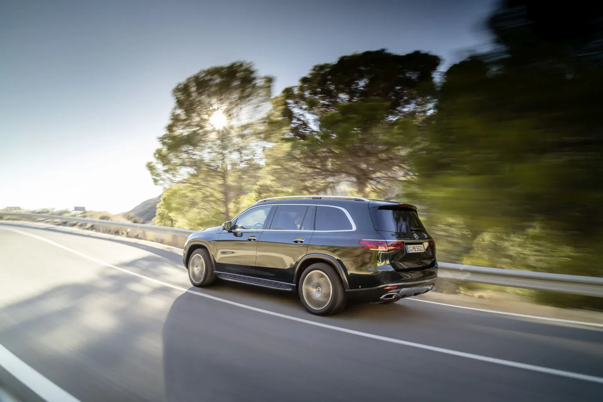Mercedes GLS SUV silnik benzyna diesel moc pojemność cena ceny opinie oceny zalety wady otomoto używany tanio okazja