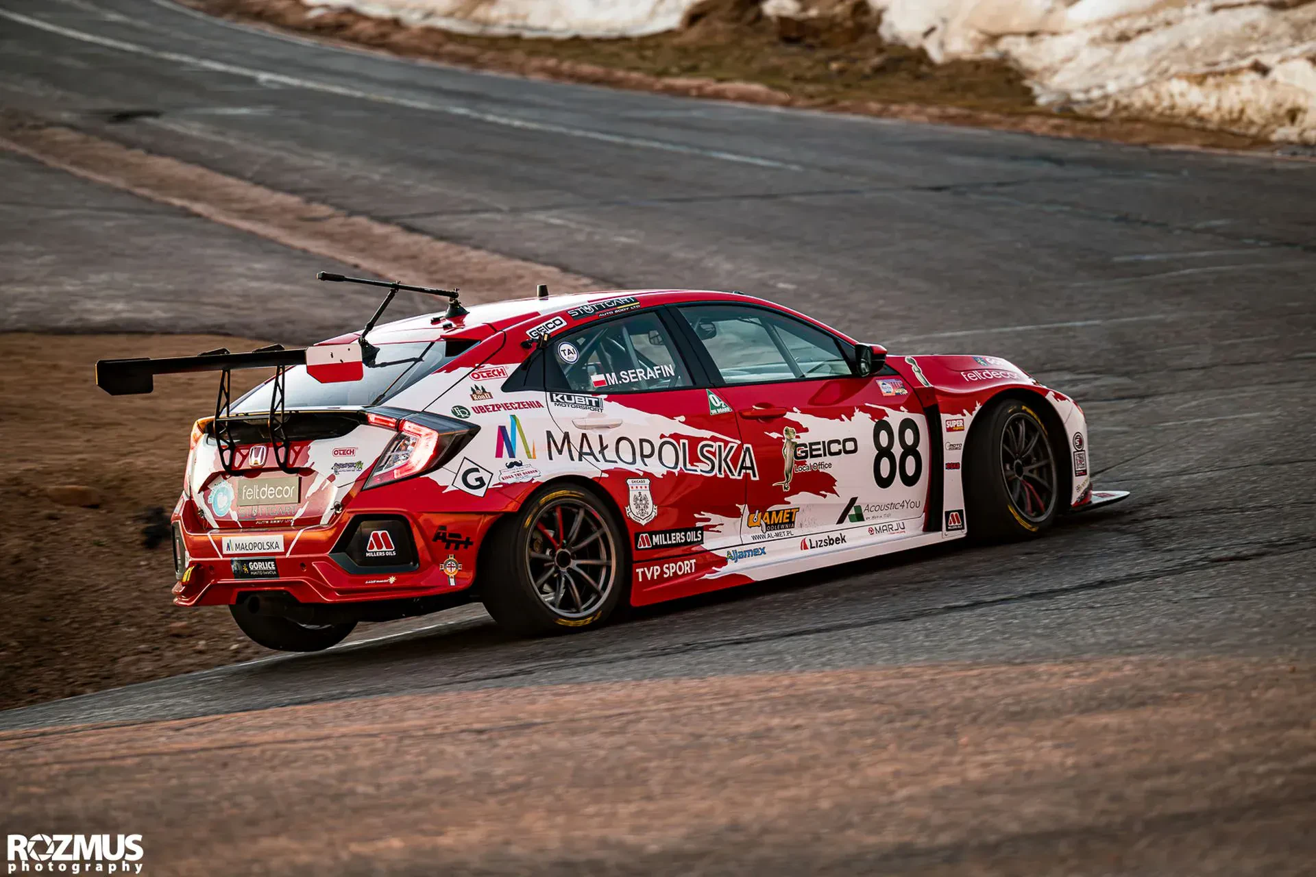 Pikes Peak Hill Climb Maciej Serafin Polska Polak wyścig górski Kolorado USA Polacy wyniki kwalifikacje lista zgłoszeń gdzie oglądać