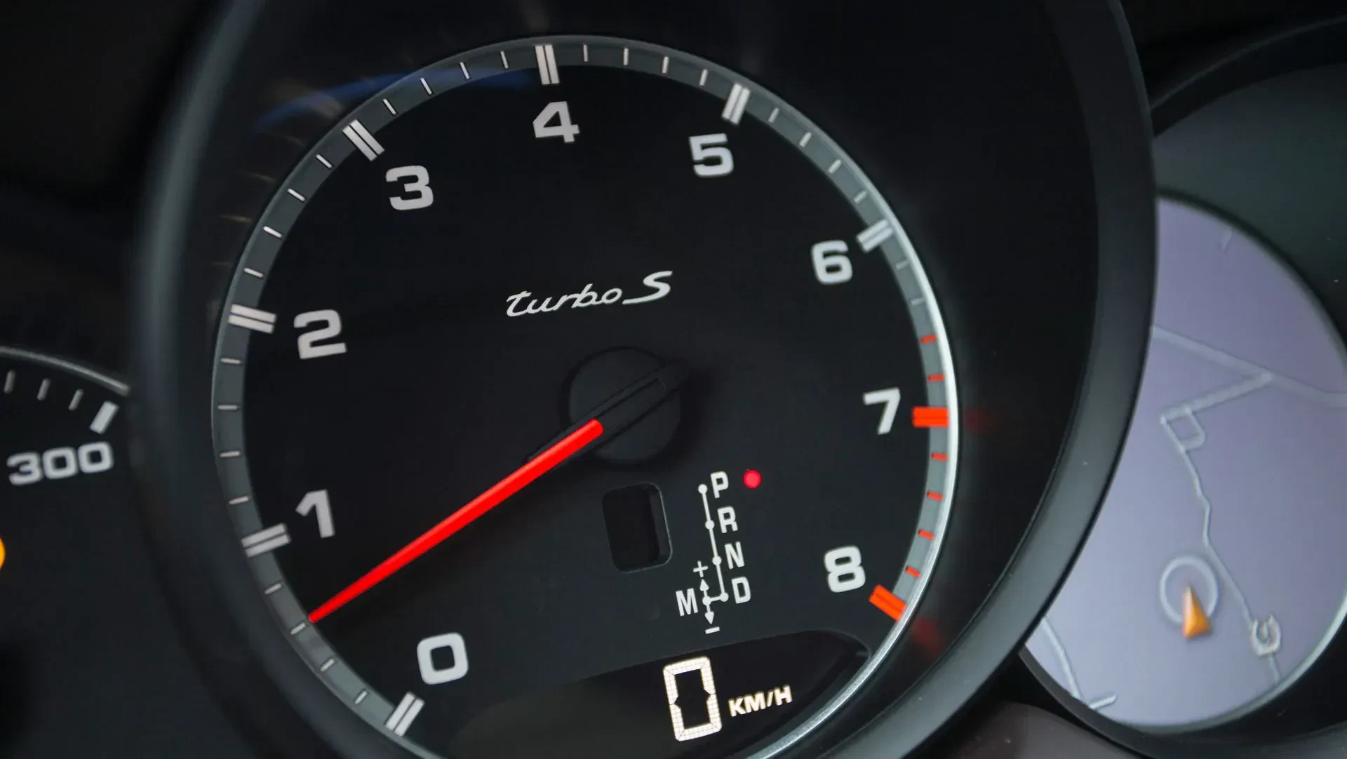 Piękne, potężne Porsche za niecałe 50 tysięcy złotych. Ceny tego modelu przeczą logice