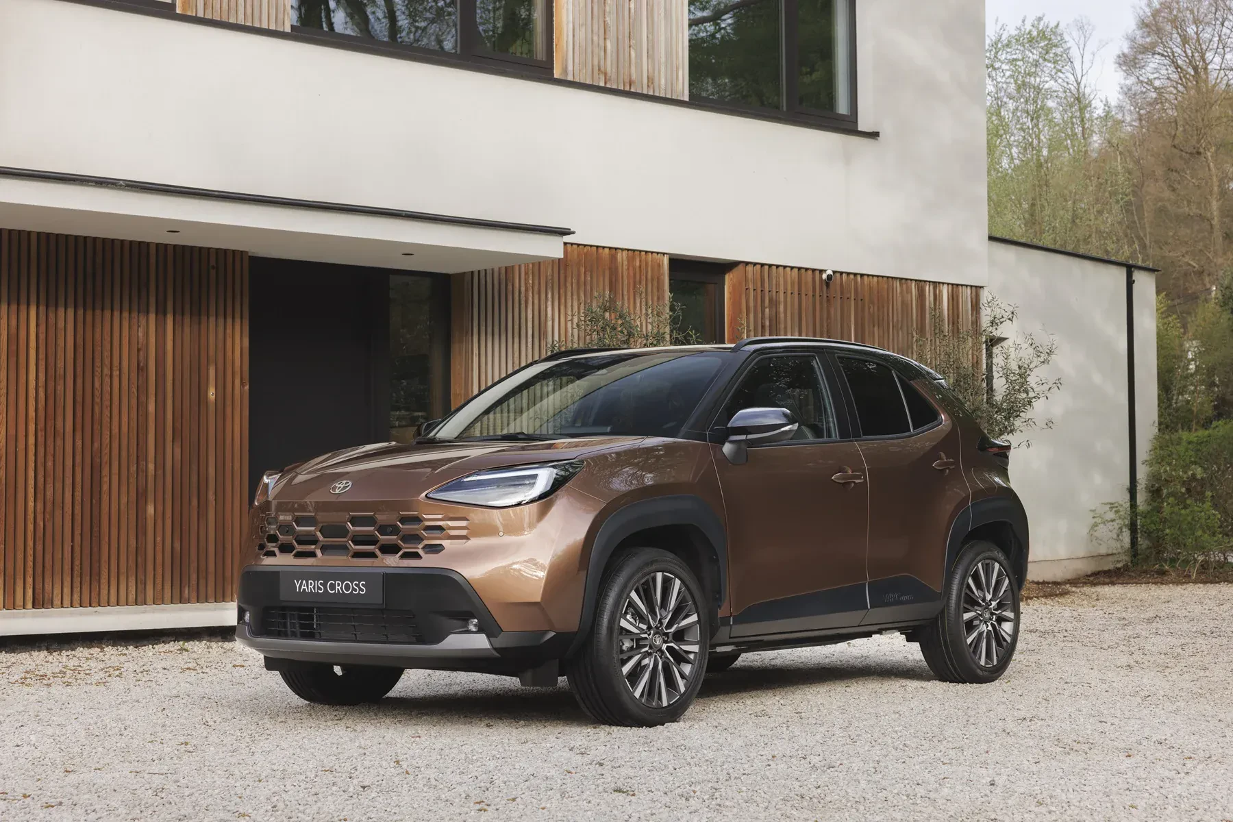 SUV Toyota Yaris_Cross 2027 Precious_Bronze
