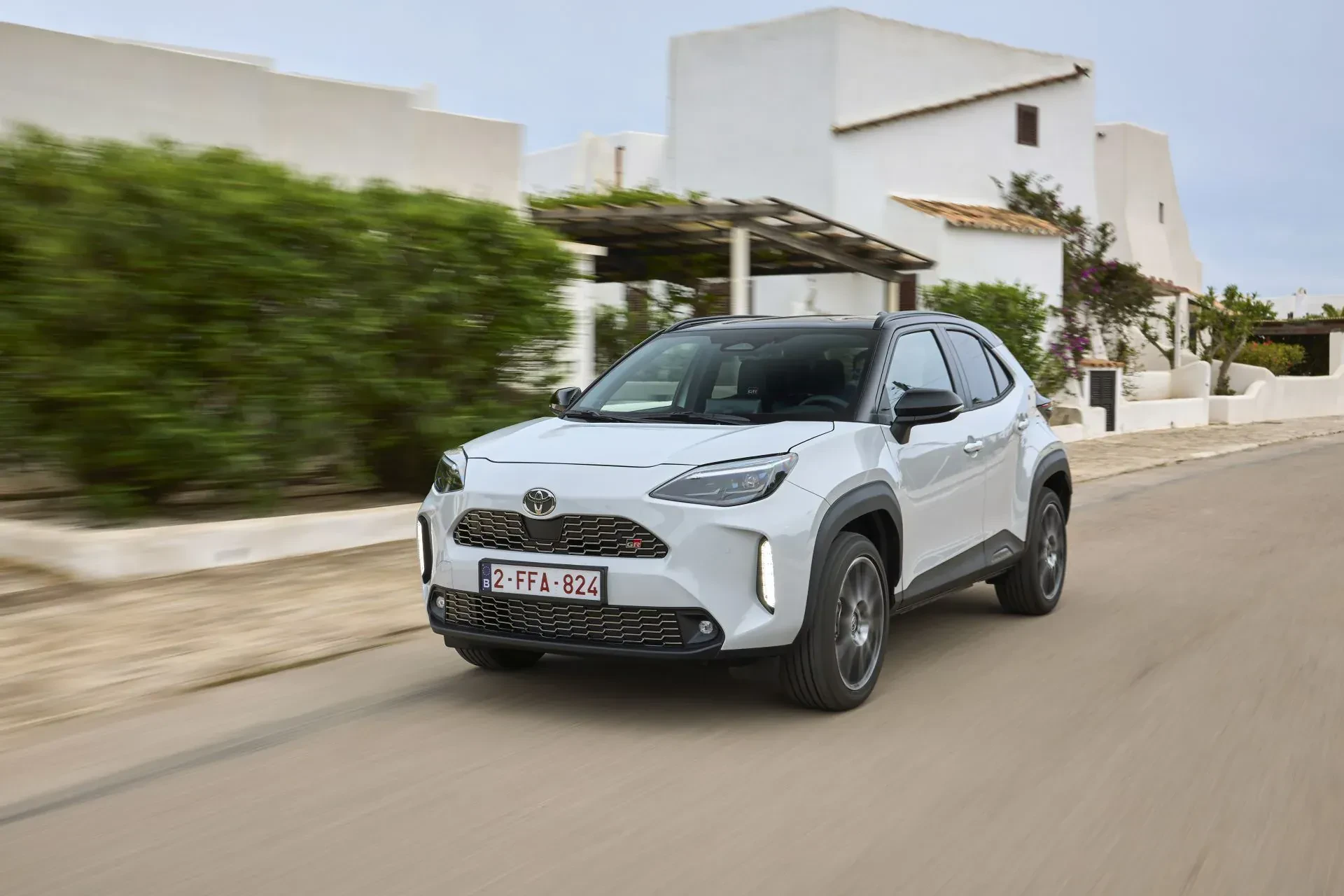 Toyota Yaris Cross silnik spalanie moc cena ceny opinie oceny zalety wady