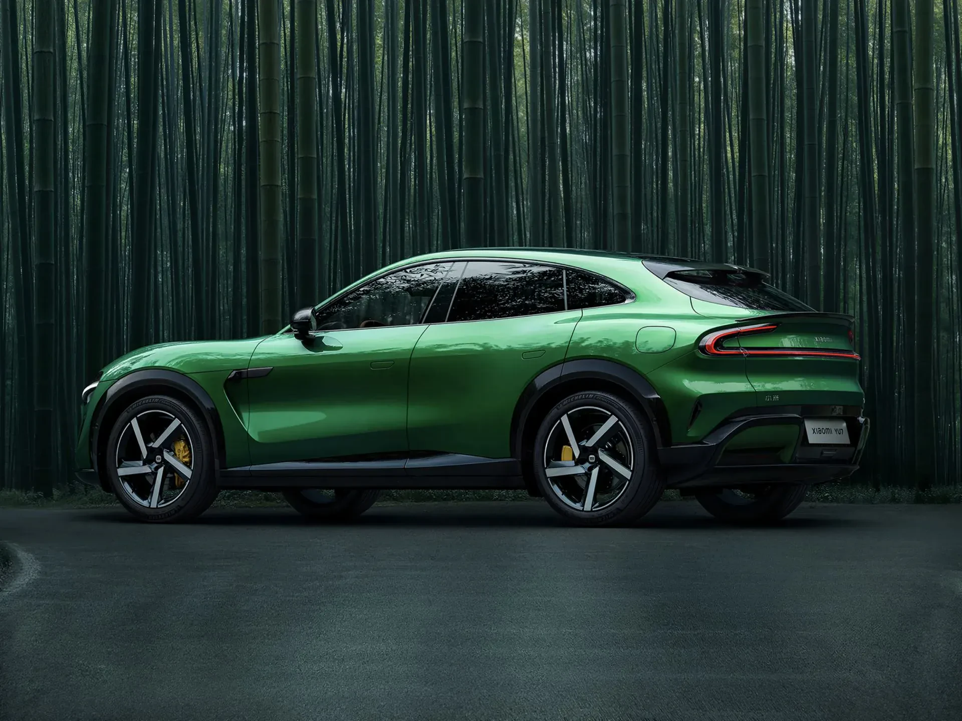 Xiaomi YU7 SUV silnik elektryczny moc przyspieszenie opinie chiński samochód auto z chin otomoto cena ceny