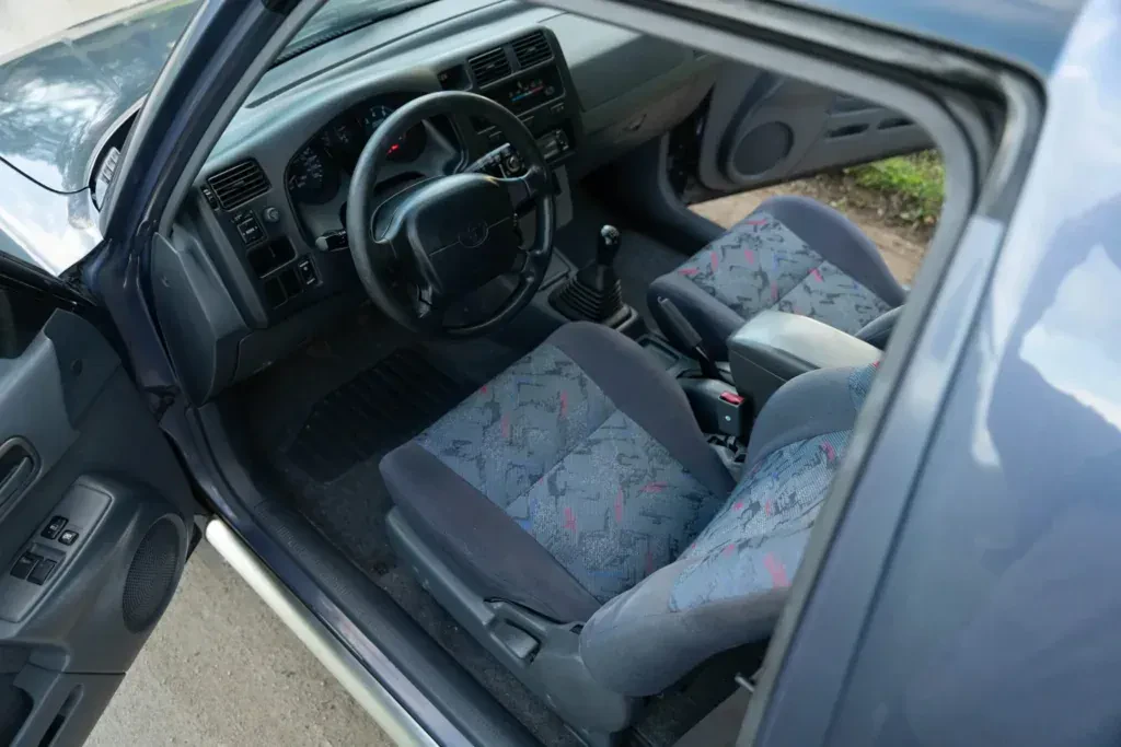 toyota-rav4-og