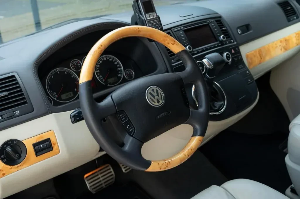 volkswagen-multivan-business