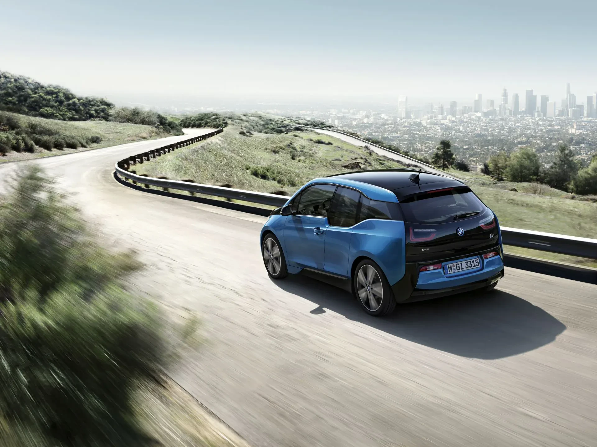 BMW i3 cena ceny silnik elektryk elektryczny zalety wady opinie oceny otomoto używany