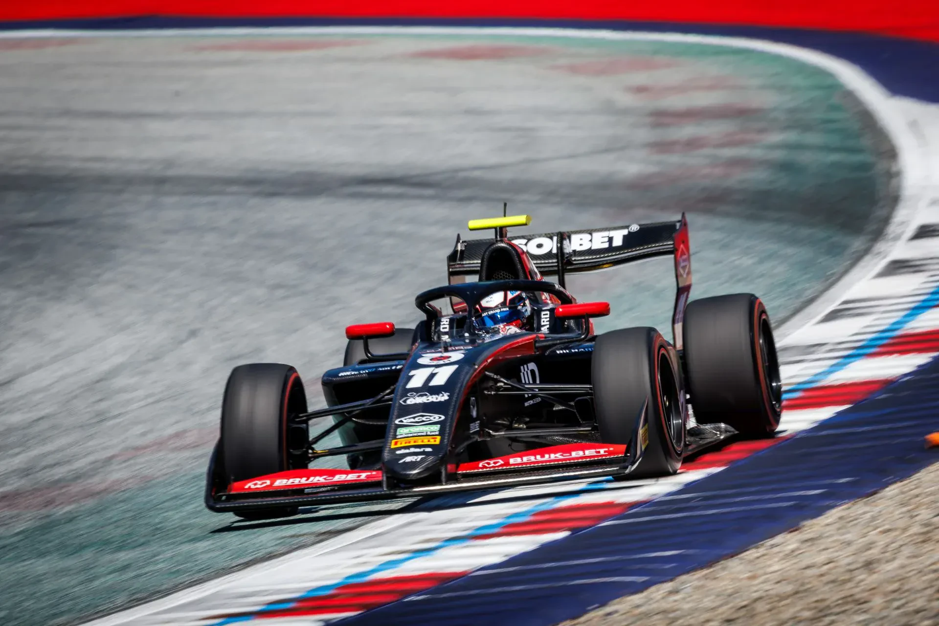 F3 Formuła 3 Maciej Gładysz Grand Prix Wielkiej Brytanii sukces polacy polak wyniki wyścigi samochodowe Silverstone