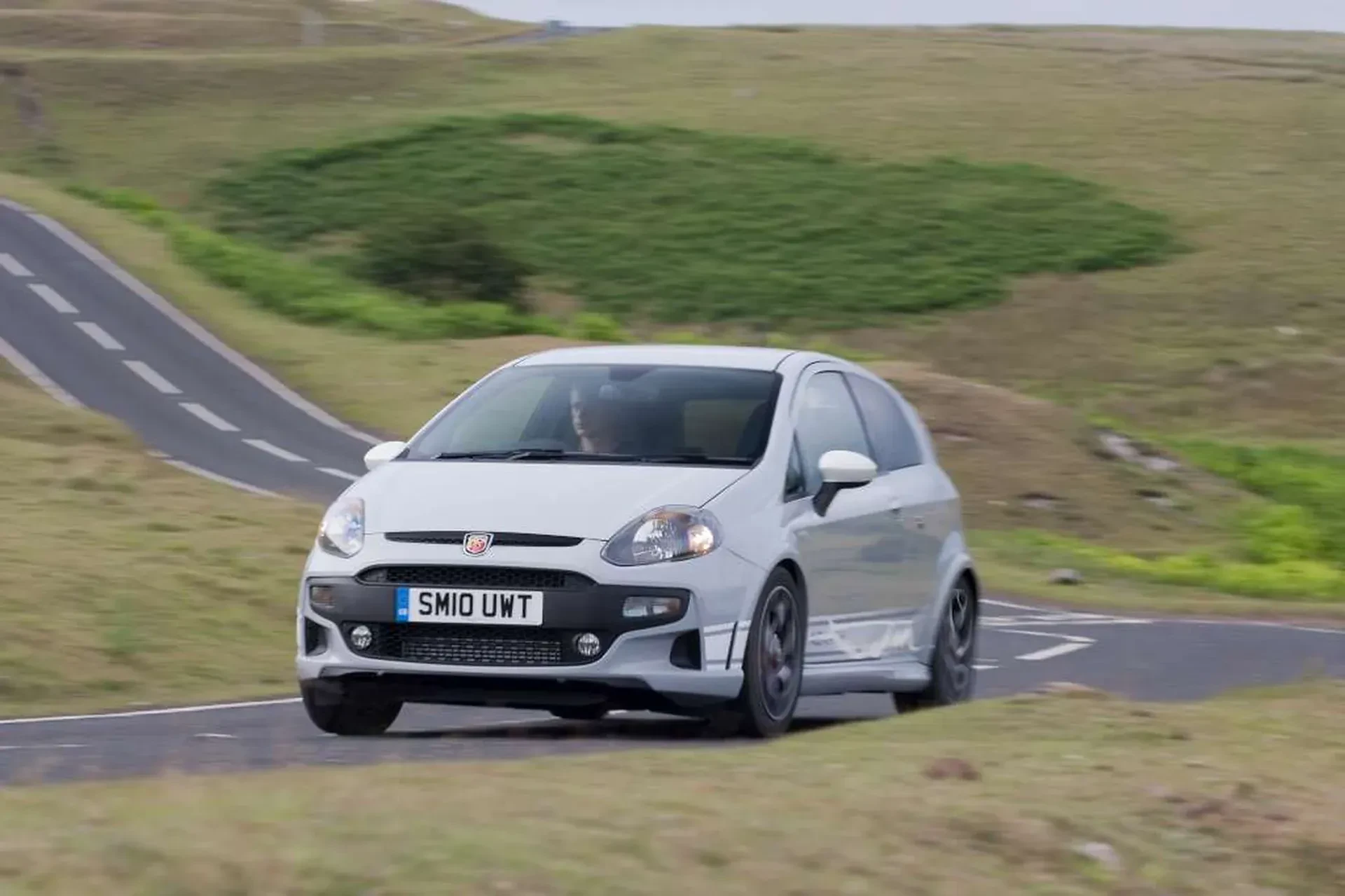 Fiat Abarth Grande Punto Evo silnik moc osiągi cena ceny opinie oceny zalety wady