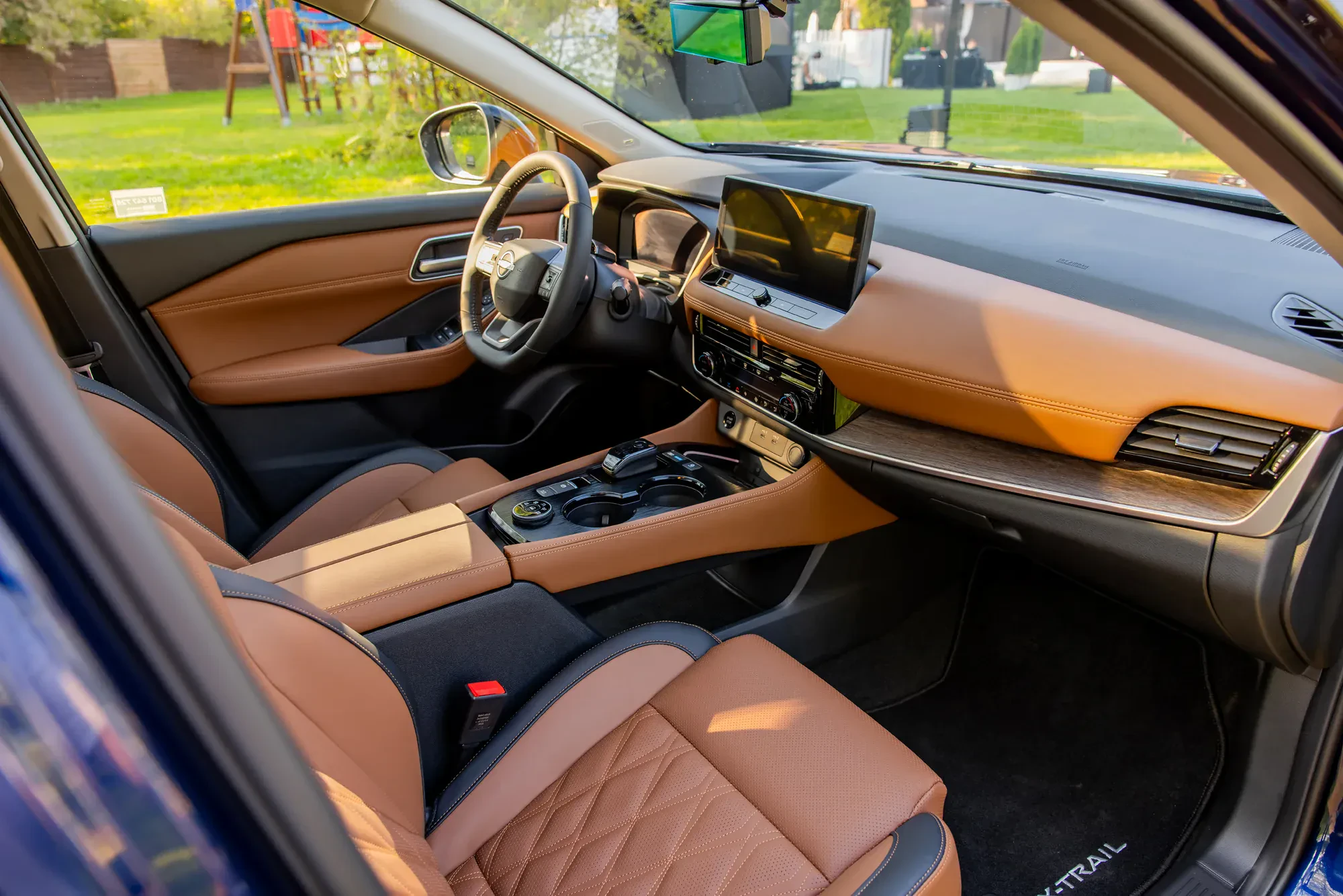 Nissan X-Trail 2026 po liftingu wnętrze