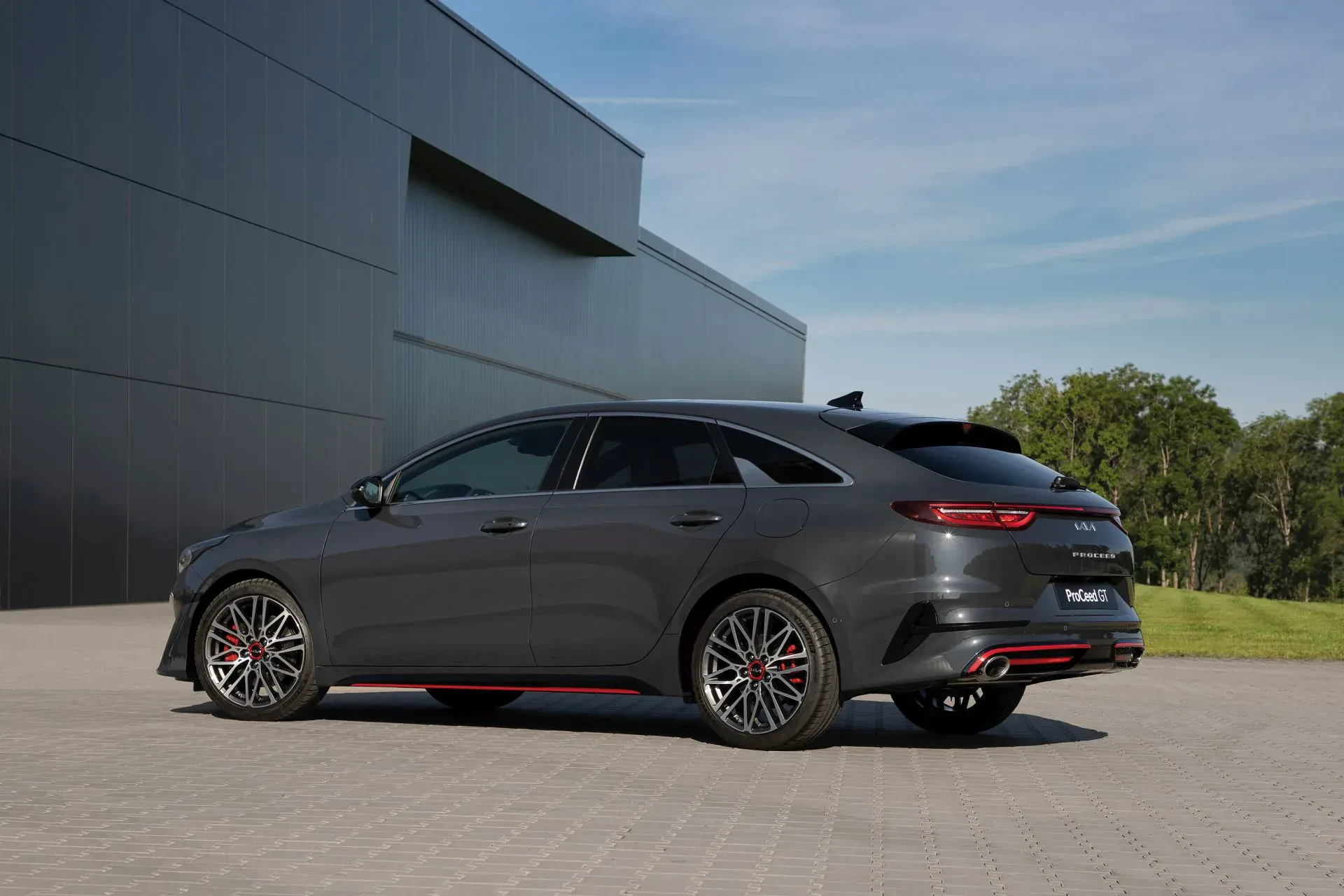 Kia Proceed silnik benzyna diesel moc osiągi cena ceny używane otomoto opinie oceny zalety wady