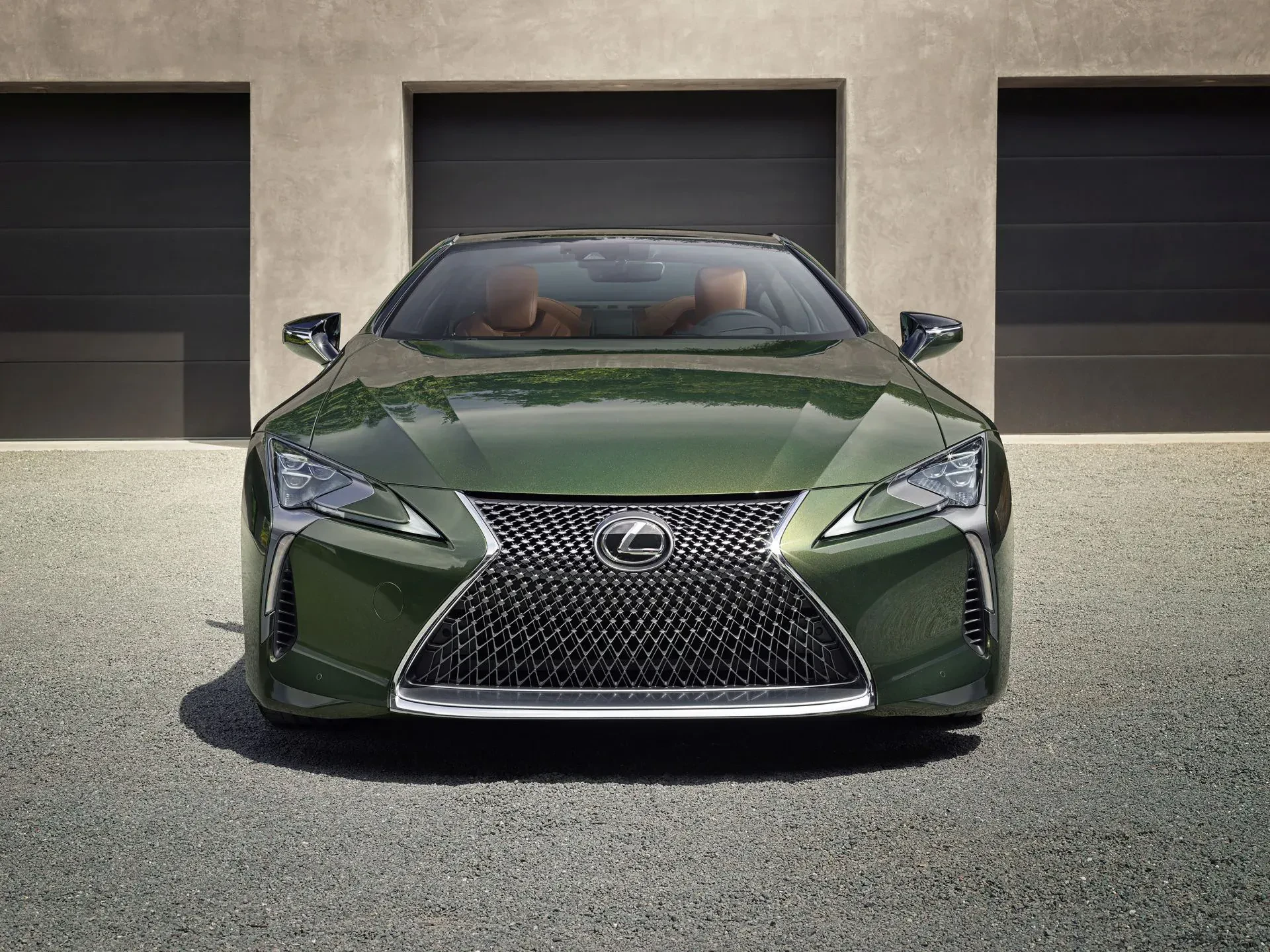 Wolnossące, 5-litrowe V8 o mocy ok 470 koni i tylny napęd. Sportowy Lexus zachwyca a cena jest coraz niższa