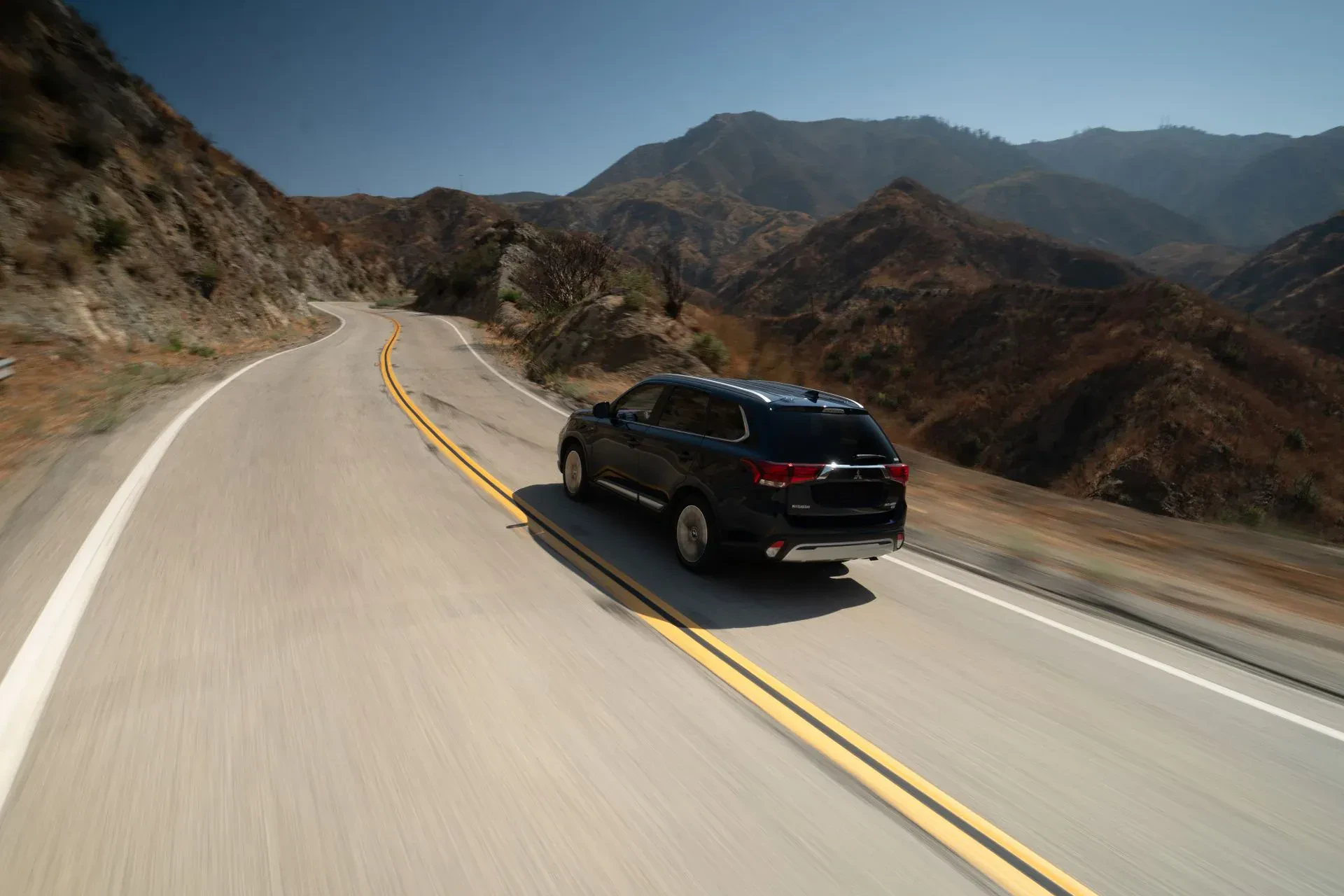 Mitsubishi Outlander SUV cena ceny opinie oceny zalety wady silnik benzyna diesel używany otomoto tanio okazja