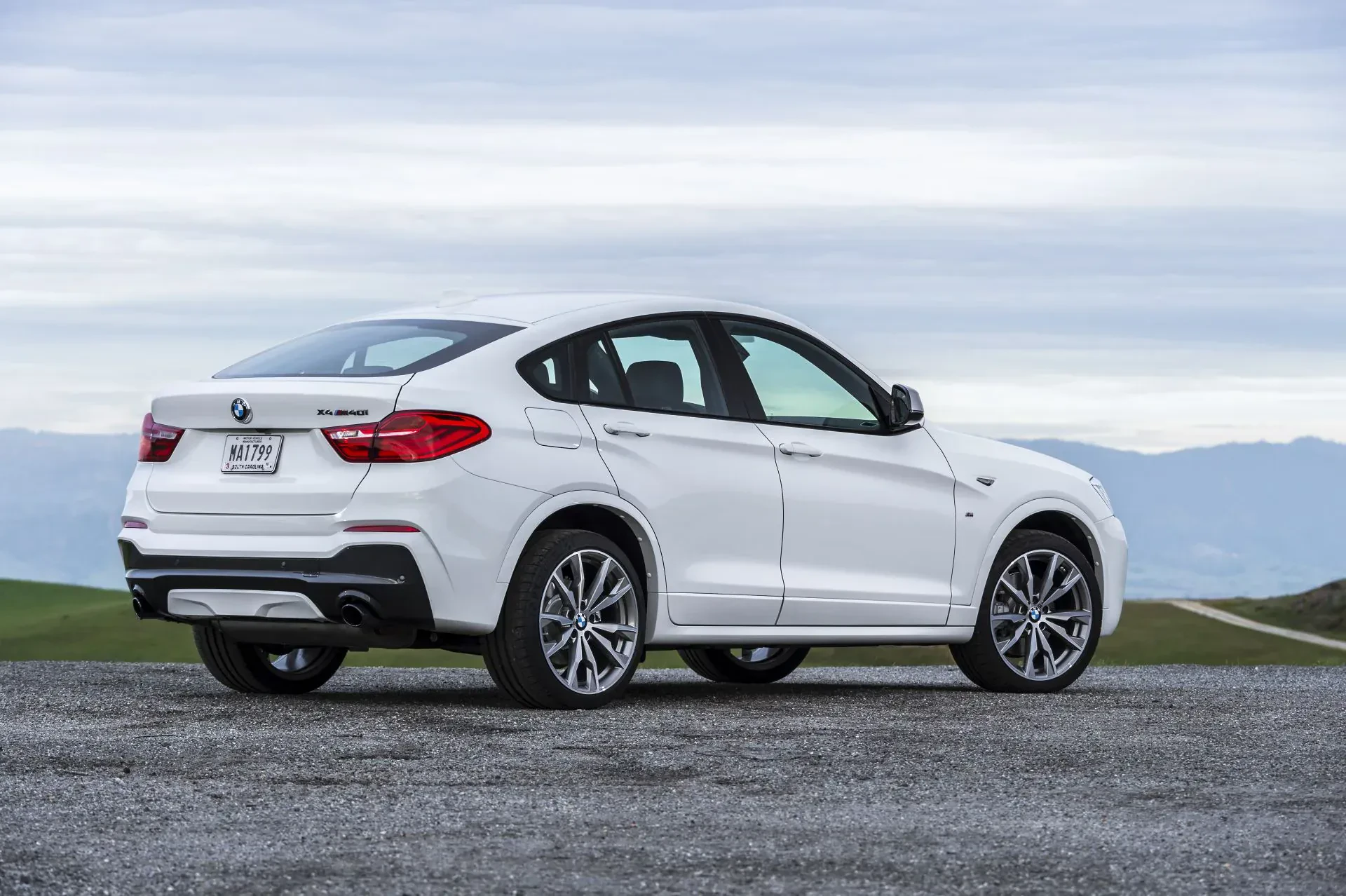 SUV BMW X4 silnik benzyna diesel cena ceny opinie oceny zalety wady otomoto używany
