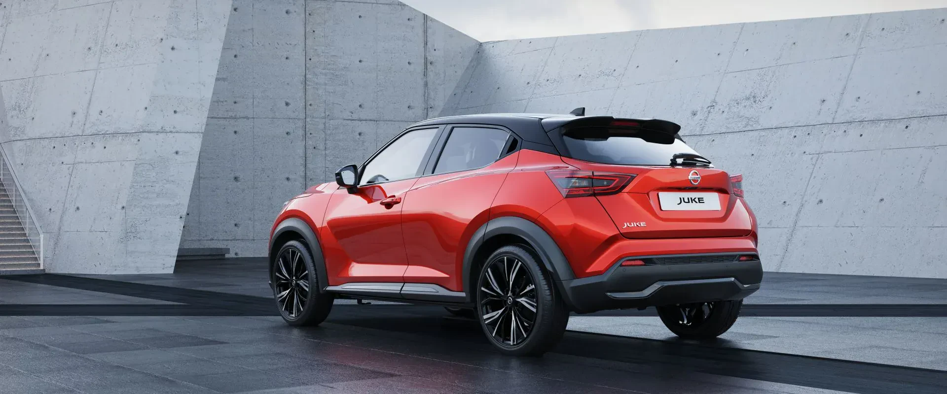 SUV Japonia Nissan Juke silnik benzyna moc opinie oceny zalety wady japoński cena ceny otomoto używany