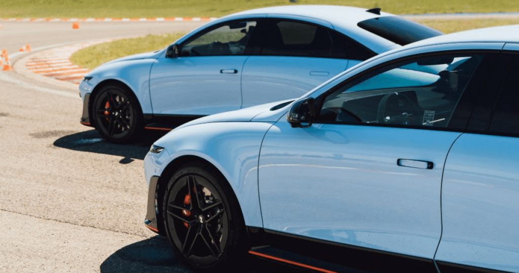 Jeździłem 650-konnym Hyundaiem na torze wyścigowym. To rasowy, sportowy sedan