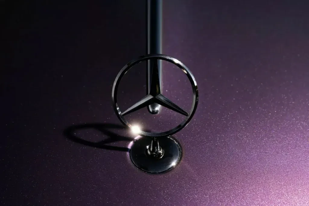 mercedes-silnik-v12