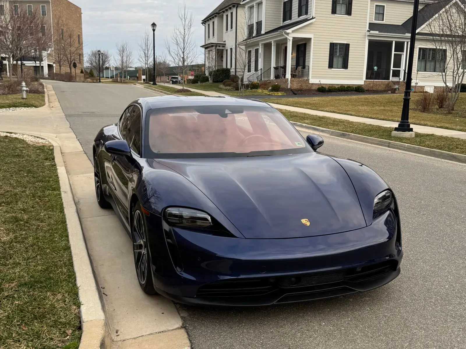 Ceny elektrycznego Porsche już poniżej 130 tysięcy złotych. Bezwypadkowe i z małym przebiegiem