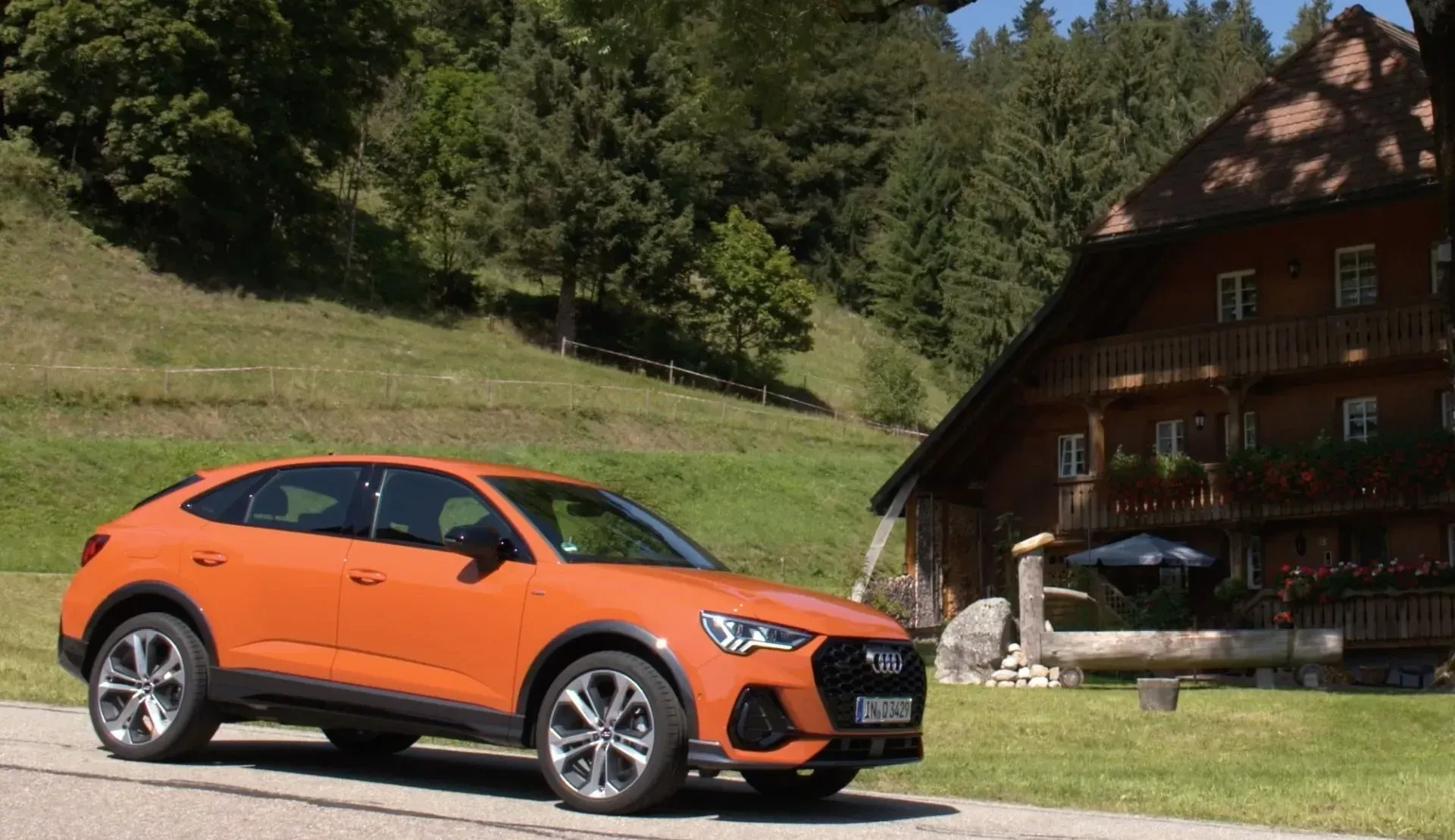 Audi Q3 silnik benzyna diesel cena ceny opinie oceny zalety wady moc osiągi