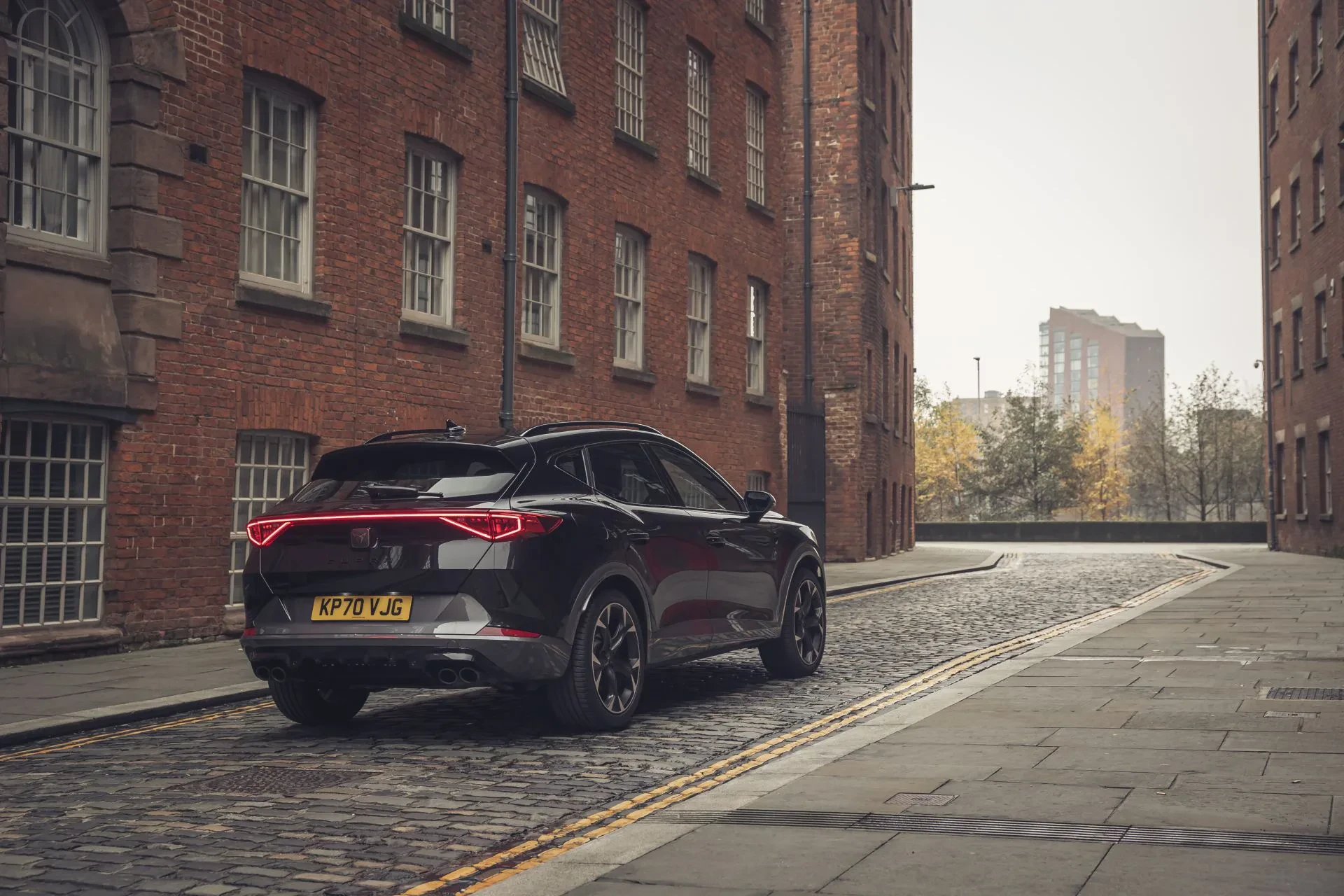 Cupra Formentor SUV silnik benzyna diesel moc osiagi napęd cena ceny otomoto używany nowy opinie oceny zalety wady