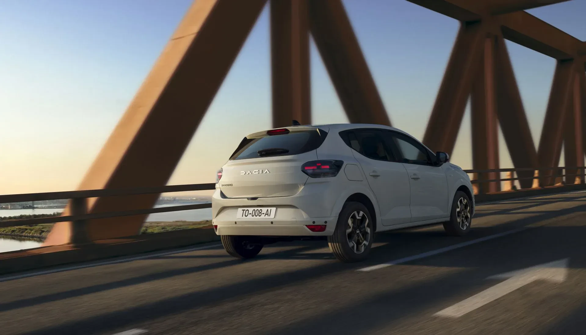 Dacia Sandero silnik benzyna lpg cena ceny opinie o ceny zalety wady spalanie