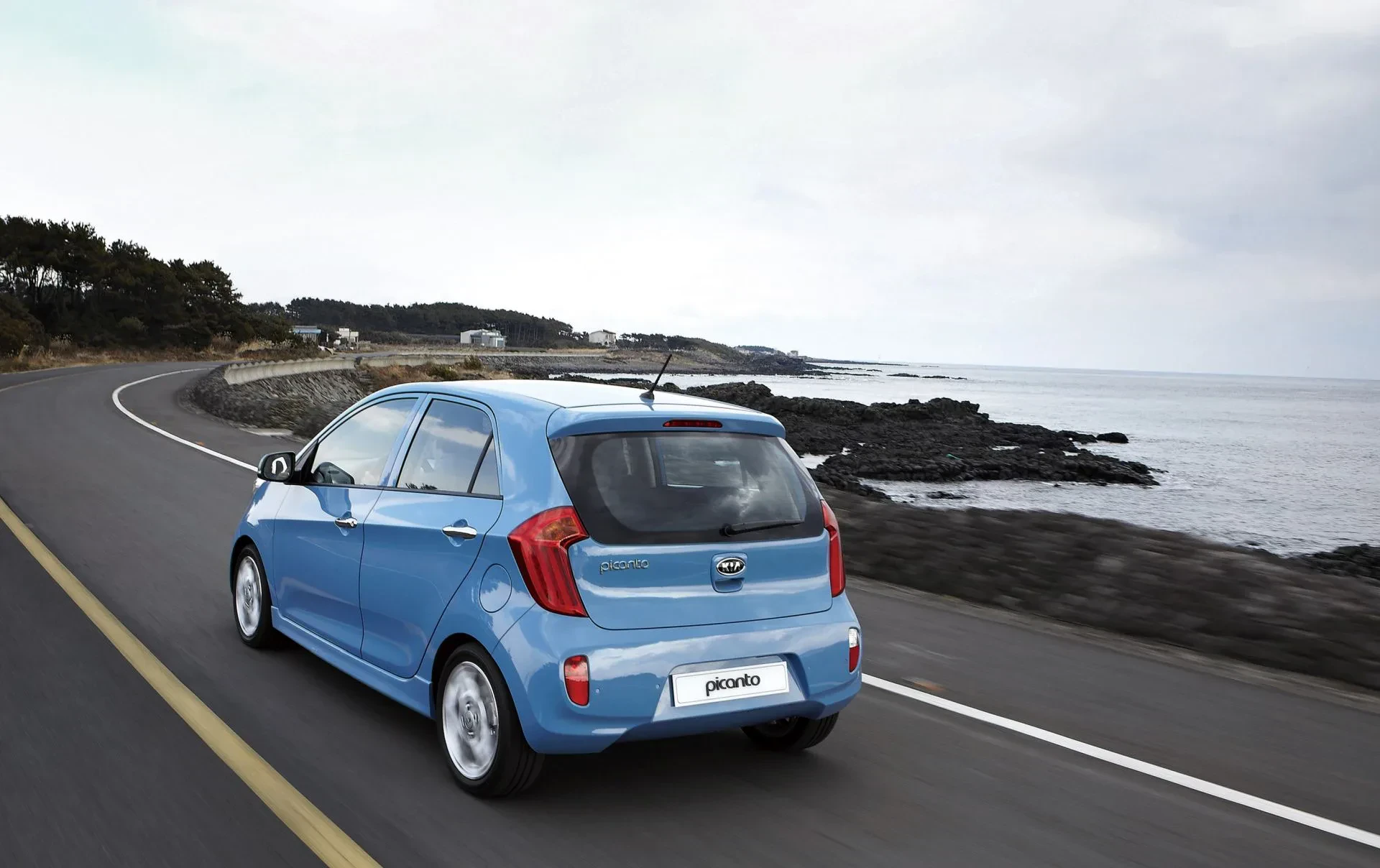 Kia Picanto miejski hatchback silnik moc benzyna cena ceny opinie oceny zalety wady używana otomoto tanio