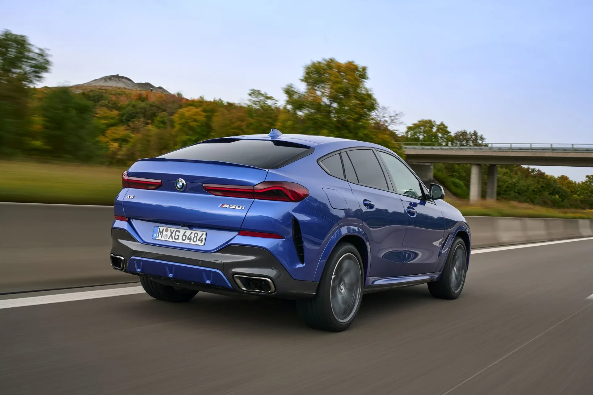 SUV BMW X6 silnik benzyna diesel moc osiągi przyspieszenie cena ceny opinie oceny zalety wady używany otomoto