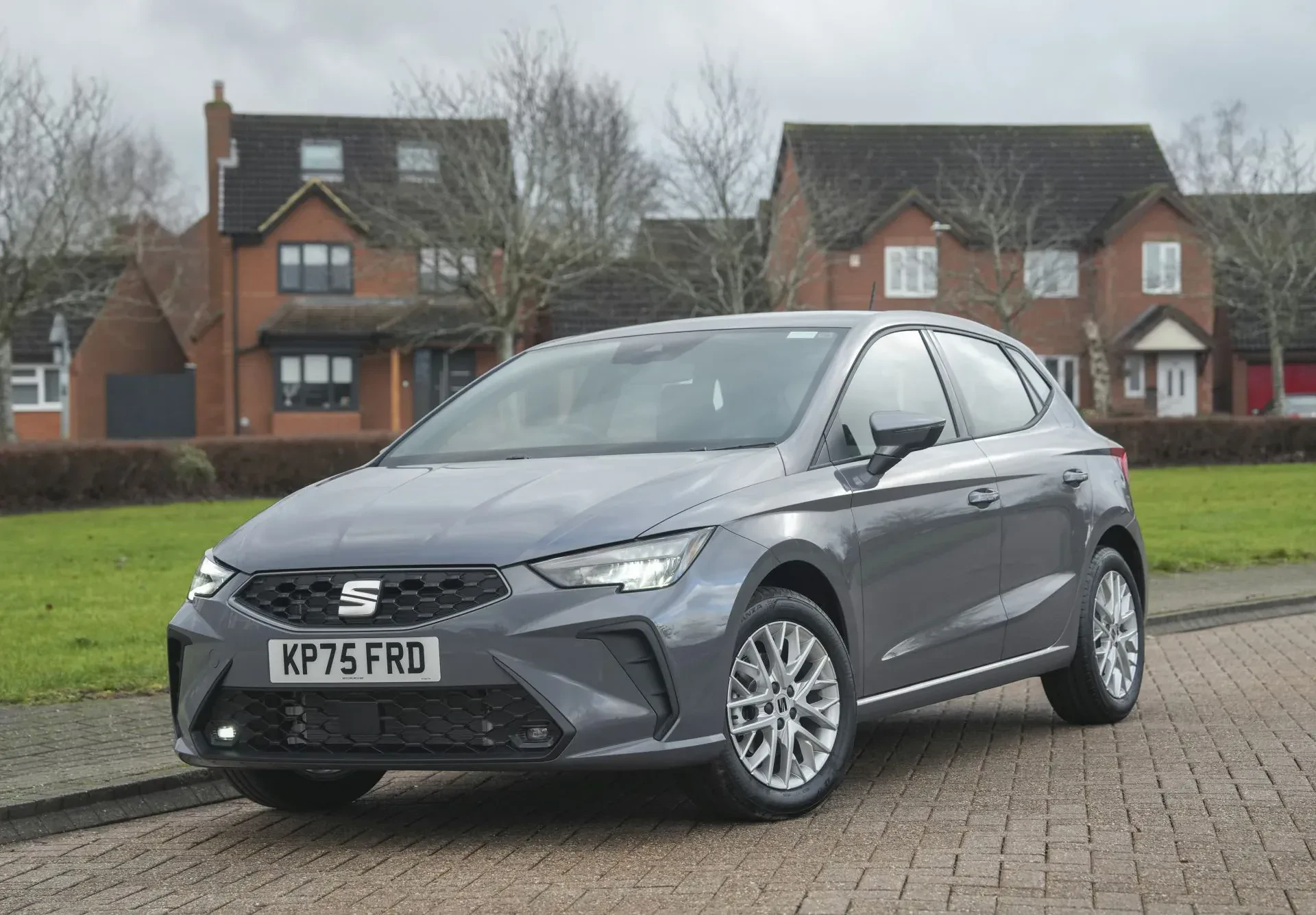 Seat Ibiza silnik benzyna diesel spalanie pojemność moc opinie oceny zalety wady cena ceny otomoto używany