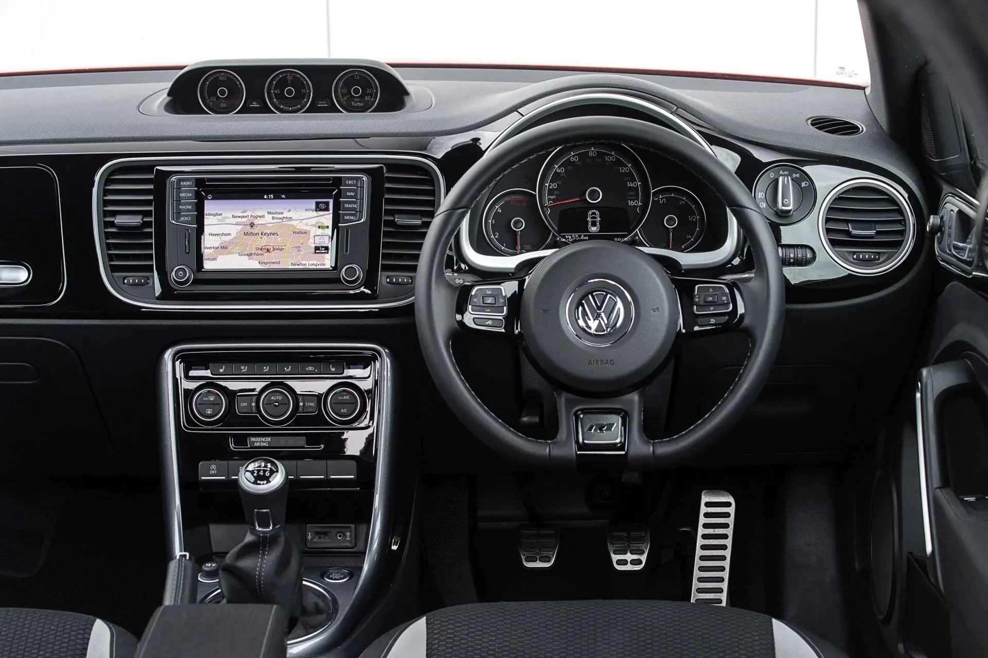 Ten kultowy Volkswagen jest dziś tańszy niż Maluch. Oszczędne auto do miasta i na dojazdy do pracy