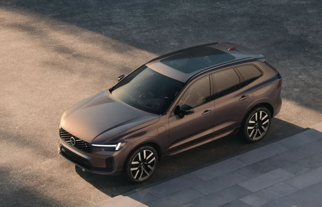 2027-Volvo-XC90-PHEV-00029