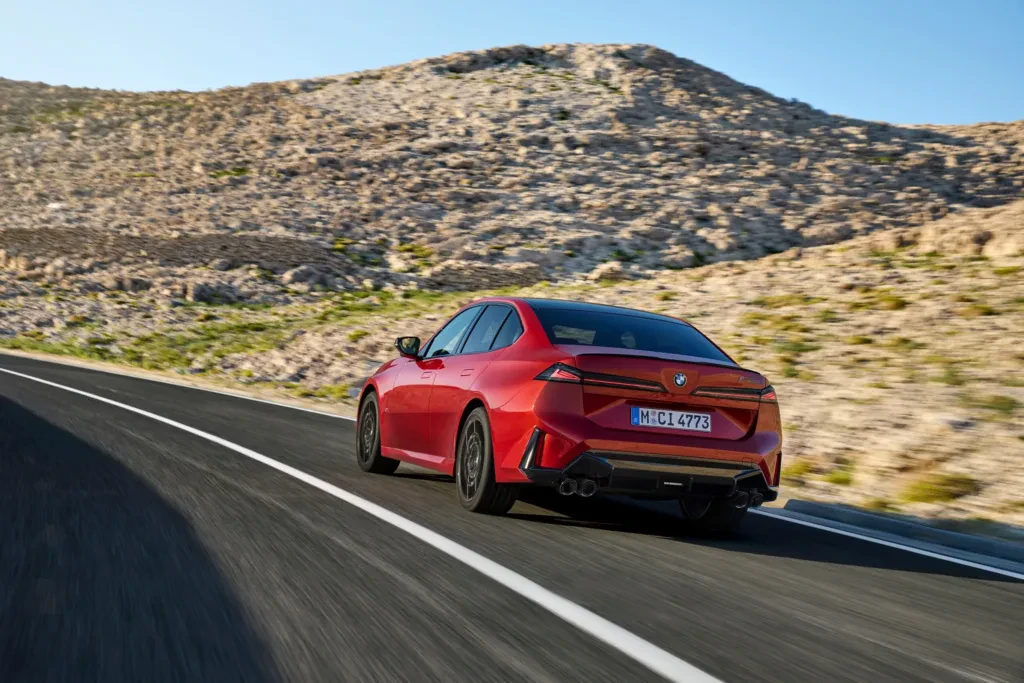 2027-BMW-3-Series-New-5-1