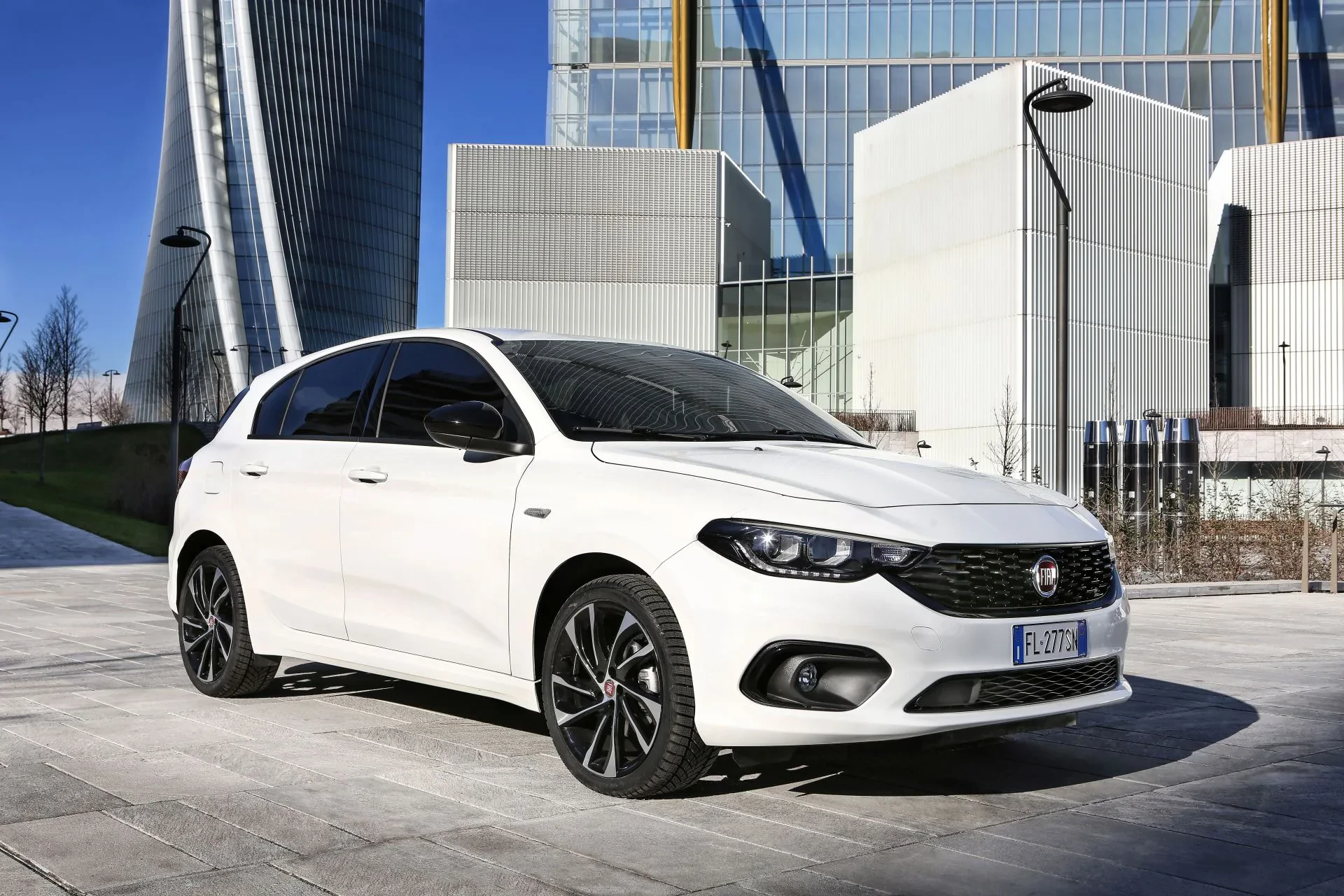 Fiat Tipo silnik benzyna diesel cena ceny otomoto opinie oceny zalety wady
