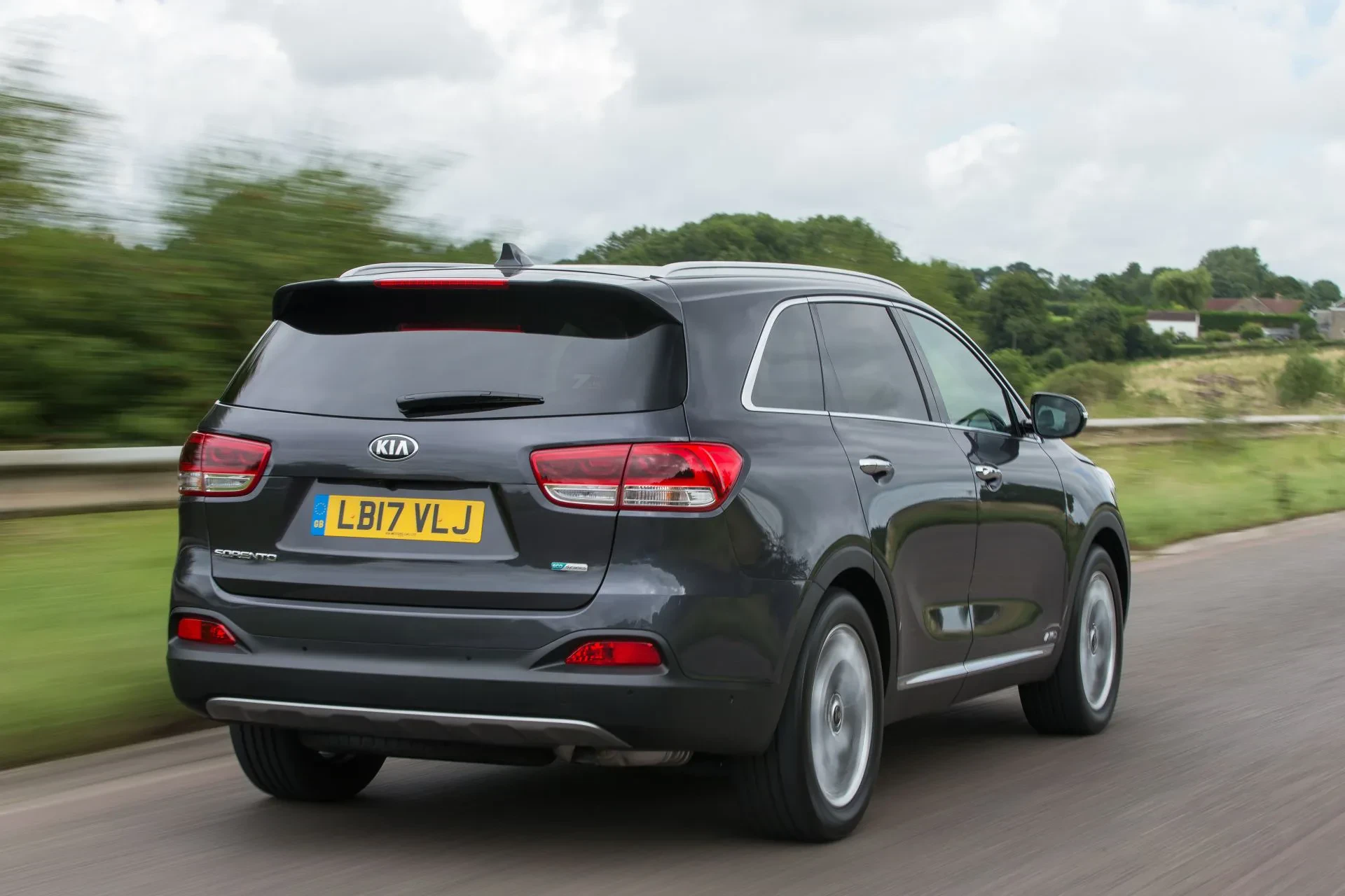 Kia Sorento SUV silnik benzyna diesel opinie oceny zalety wady cena ceny