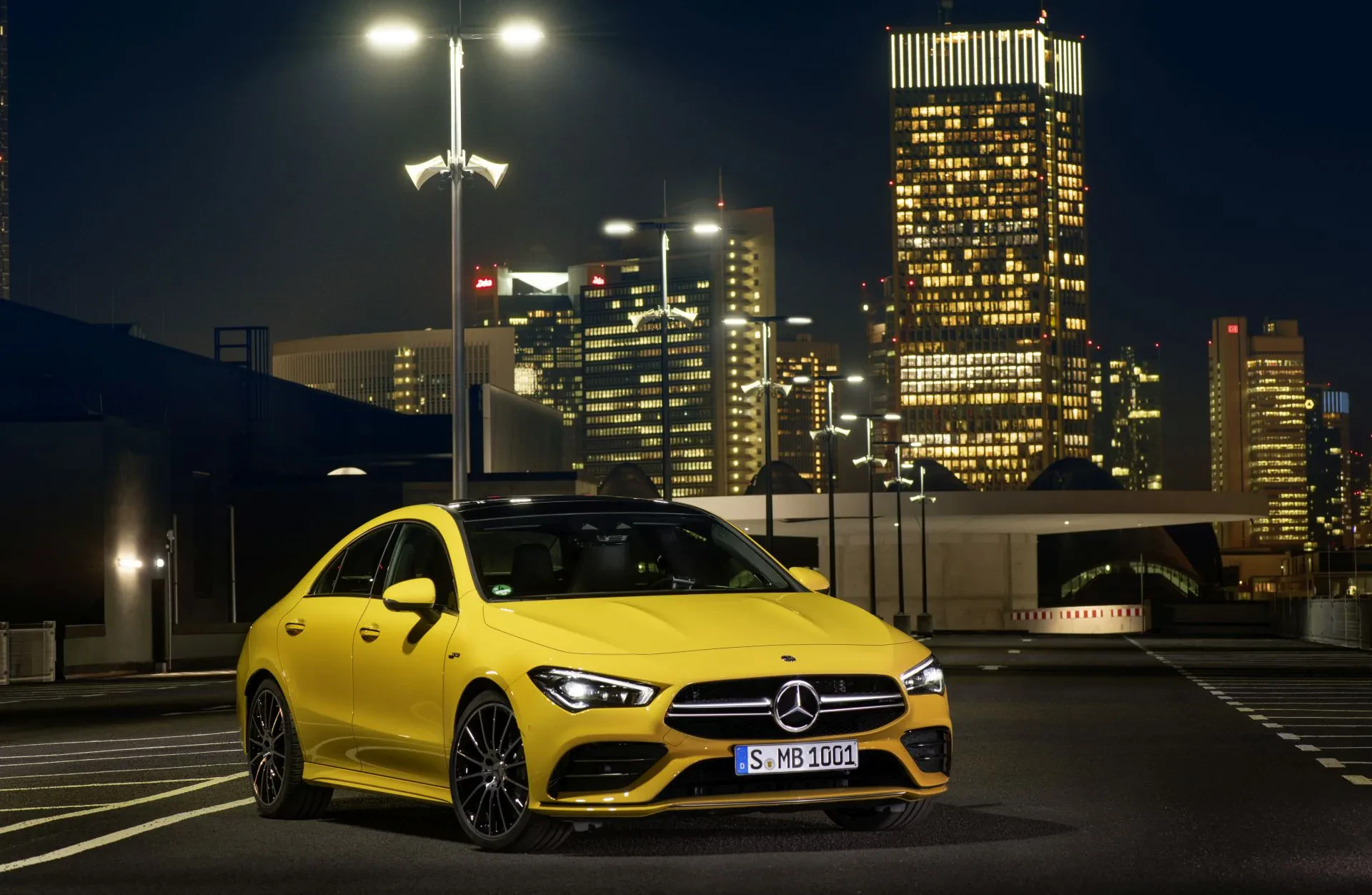 Mercedes CLA silnik benzyna diesel wyposazenie cena ceny opinie oceny zalety wady używany otomoto