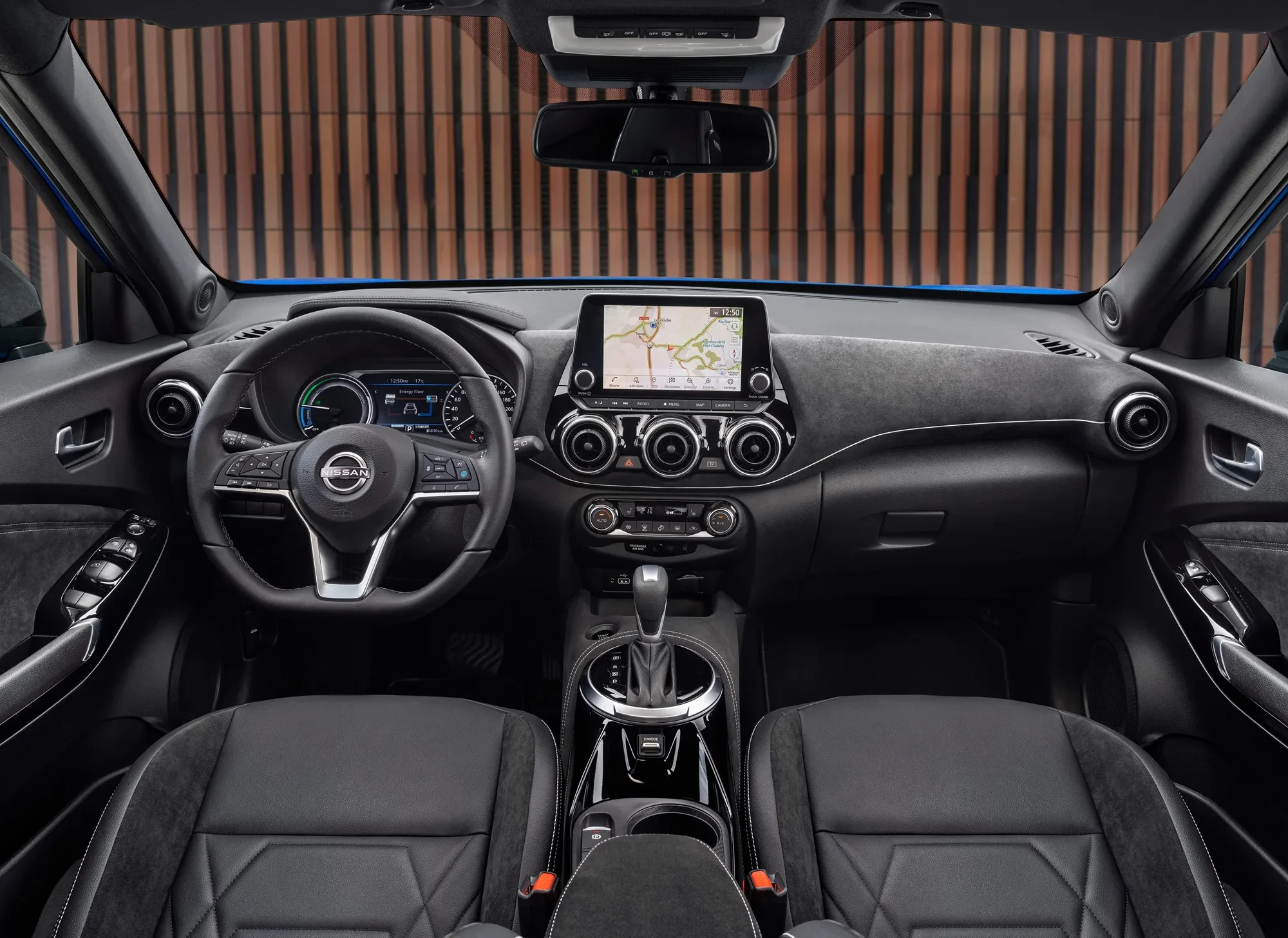Nissan Juke Hybrid wnętrze