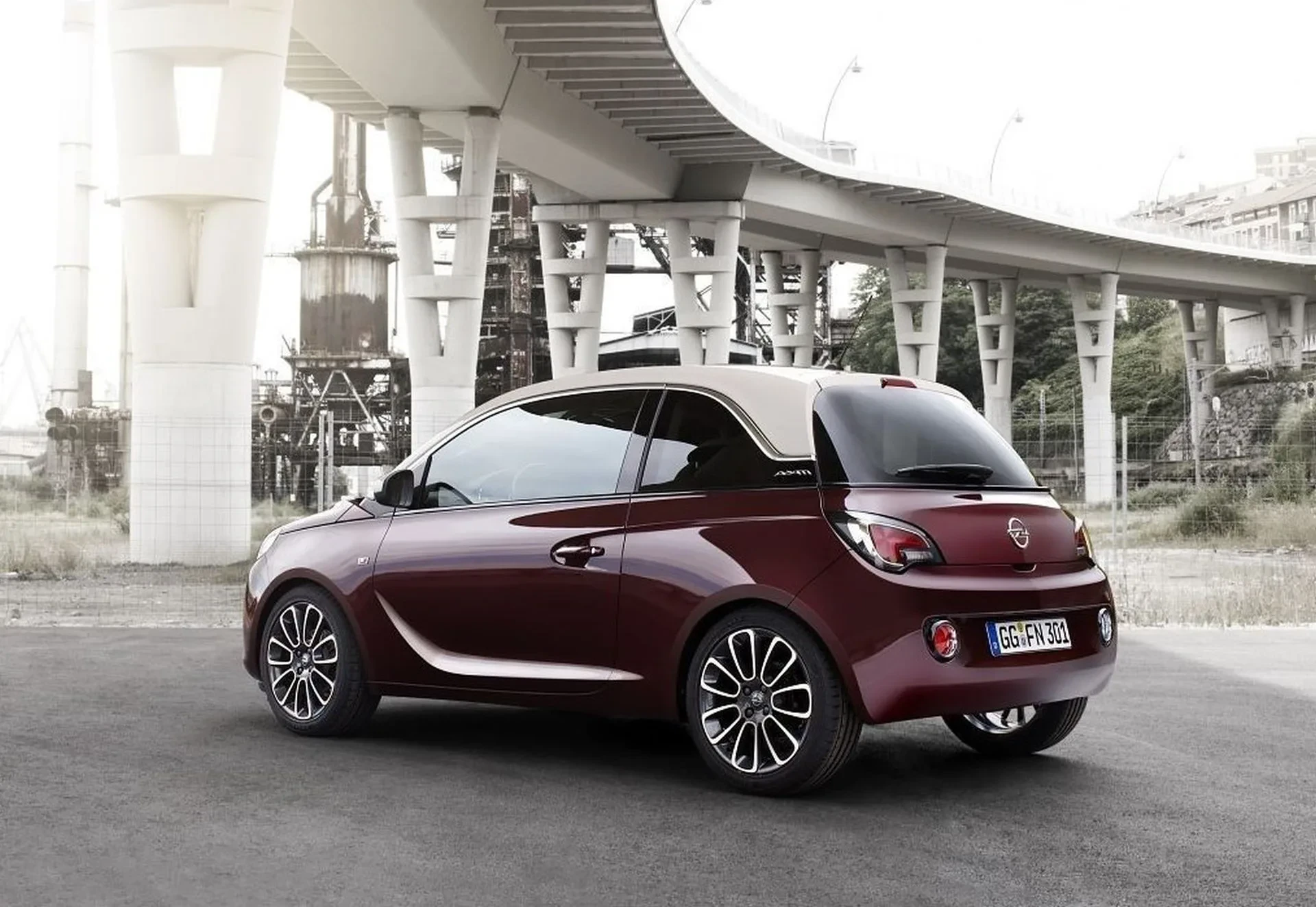 Opel Adam silniki opinie oceny zalety wady używany tanio cena ceny otomoto